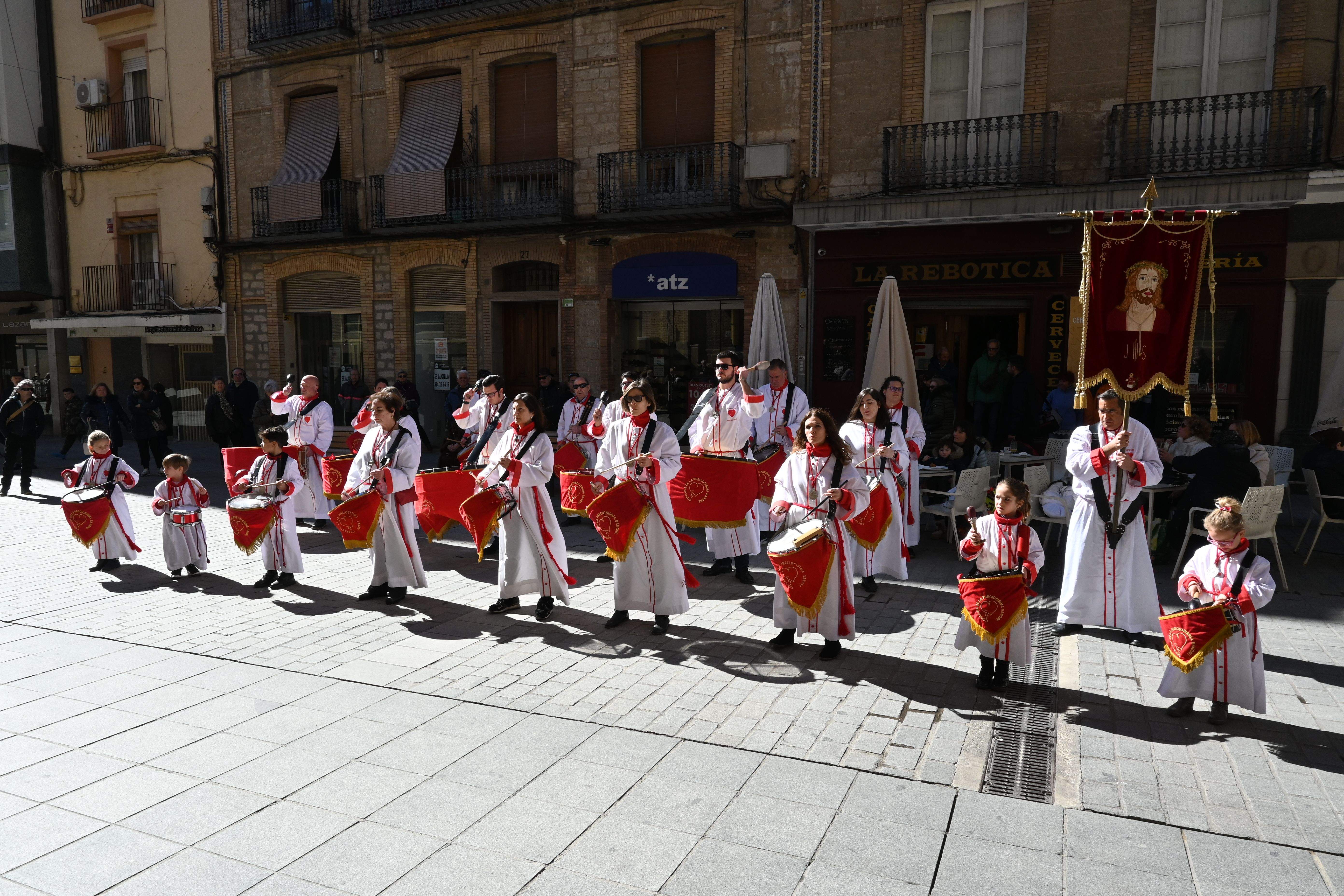 Actuación de la Cofradía de la Preciosísima Sangre. Foto: Carlos Jalle
