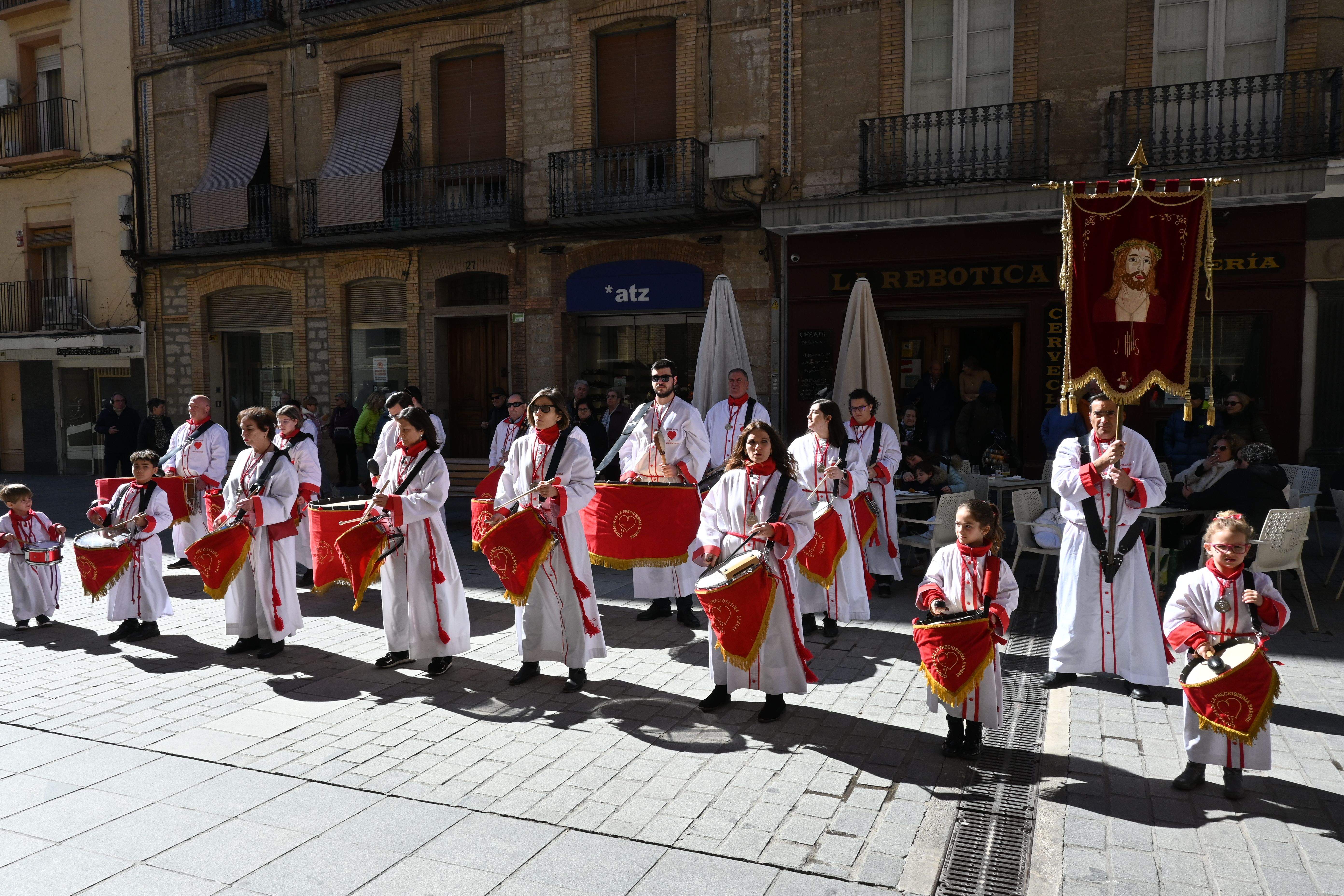 Actuación de la Cofradía de la Preciosísima Sangre. Foto: Carlos Jalle