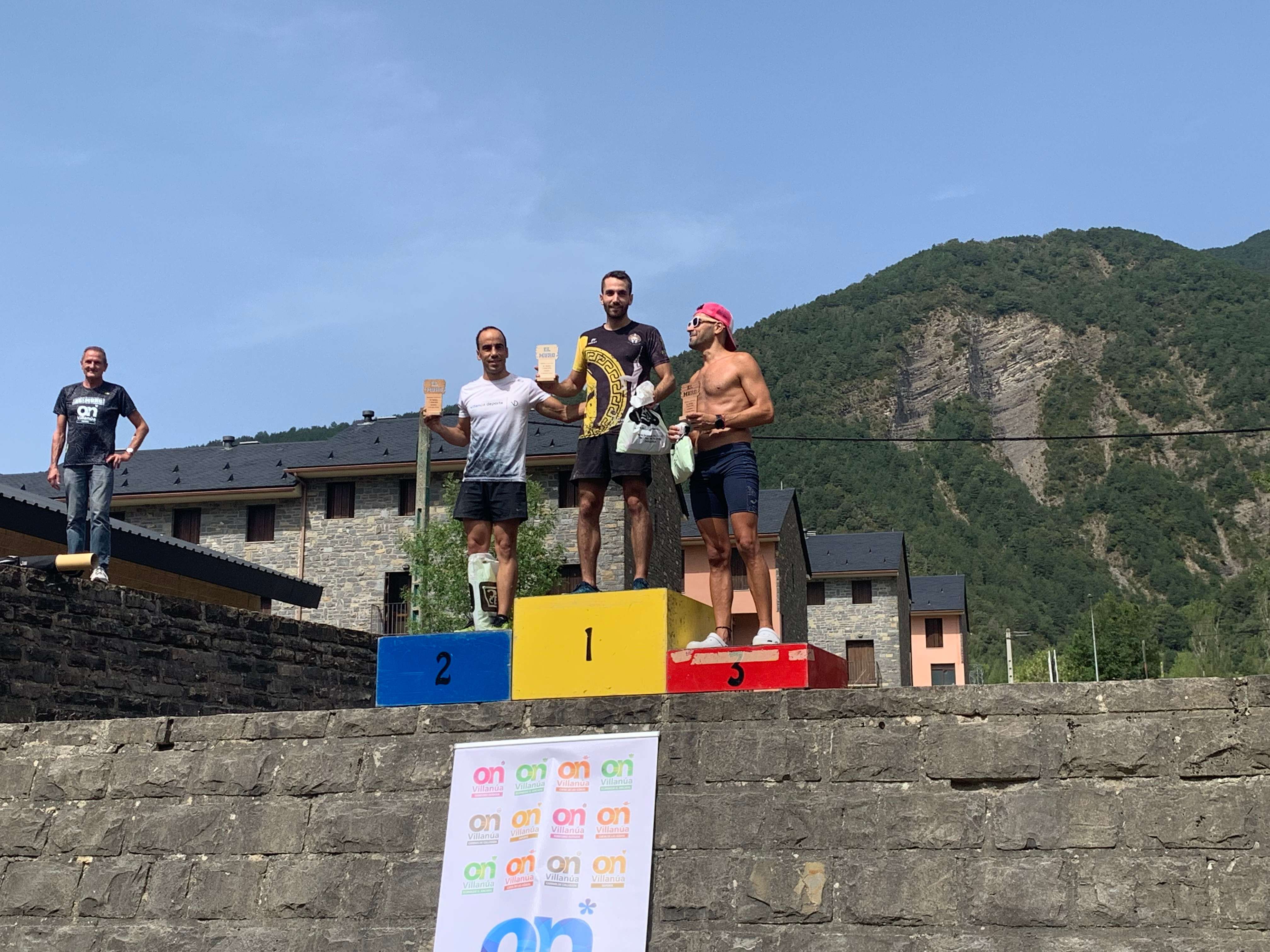 Ignacio Ayora Morante, en lo más alto del podium.