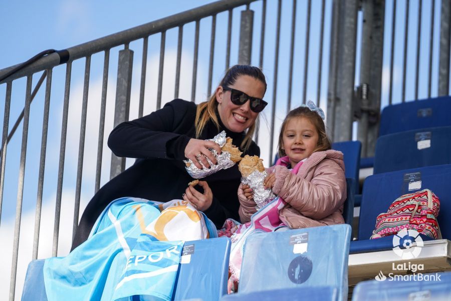 Imágenes del partido Ibiza Huesca. Foto La Liga 