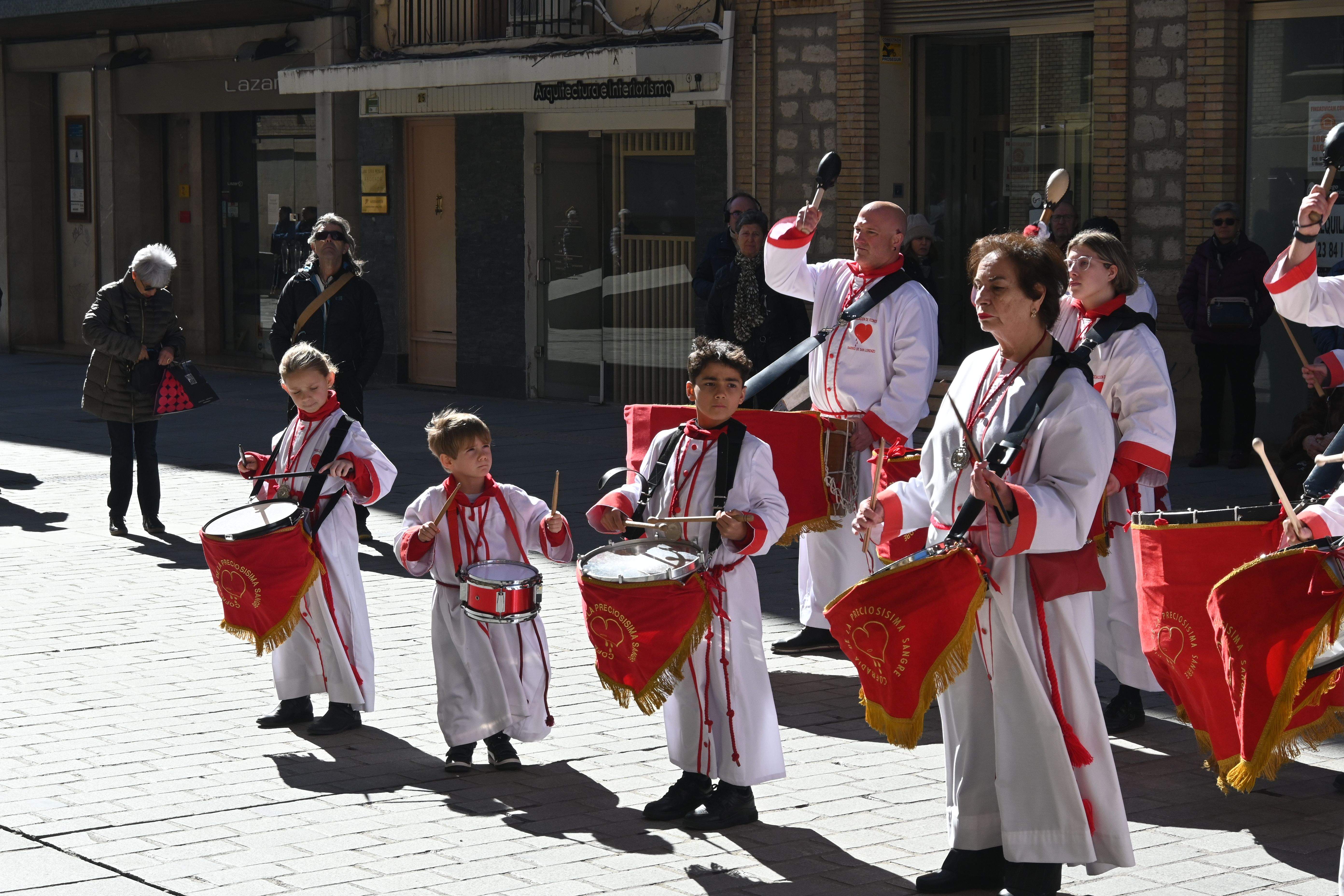 Actuación de la Cofradía de la Preciosísima Sangre. Foto: Carlos Jalle