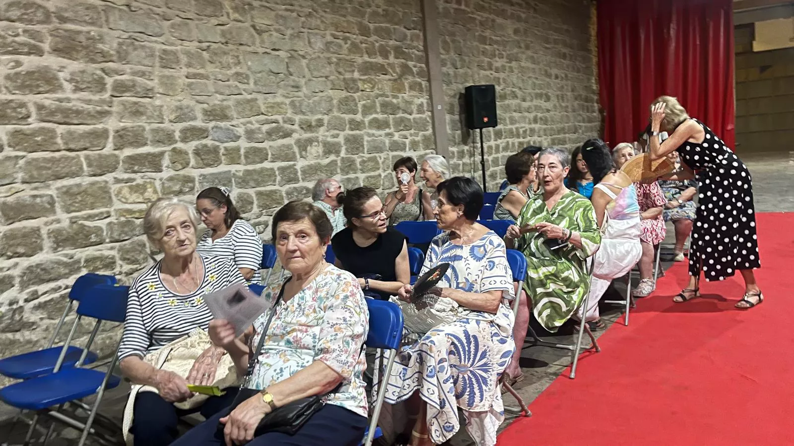 Proyección de 'Ramón y Cajal: dibujos en la retina' y coloquio en el Festival de Cortometrajes de Ayerbe. Foto Mercedes Manterola