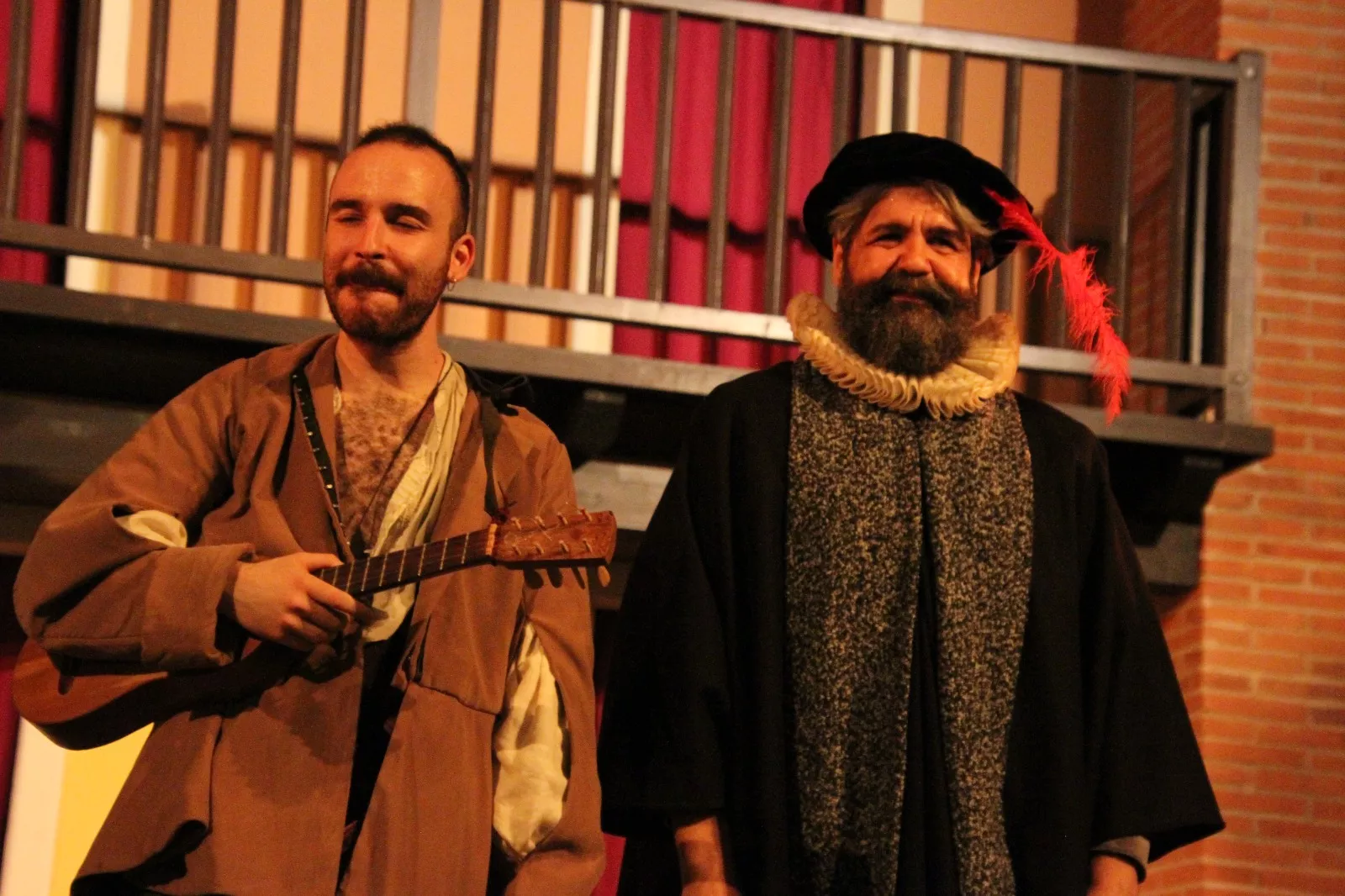 “El perro del Hortelano” en el Corral de Comedias de Robres. Foto Carlos Neofato