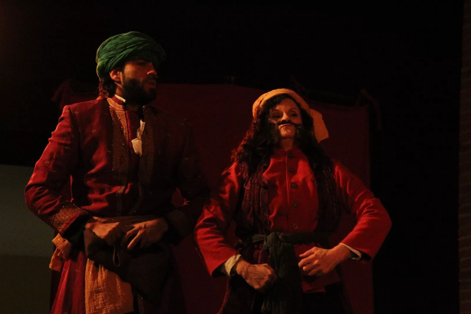 “El perro del Hortelano” en el Corral de Comedias de Robres. Foto Carlos Neofato