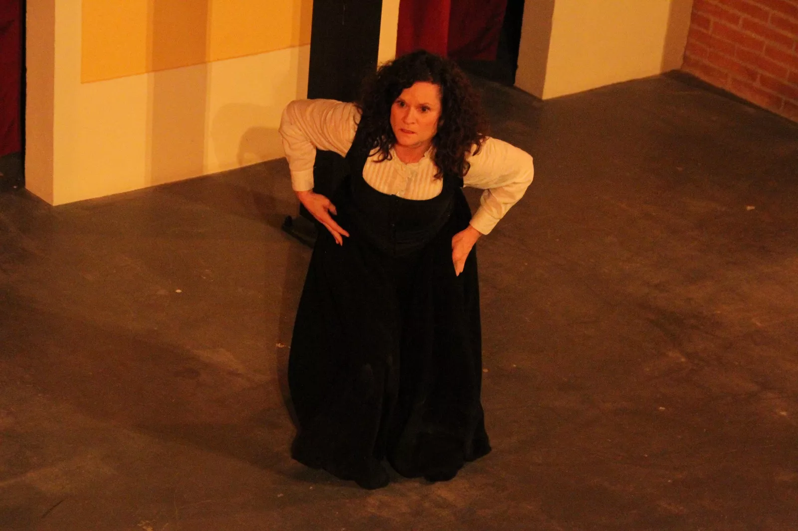 “El perro del Hortelano” en el Corral de Comedias de Robres. Foto Carlos Neofato