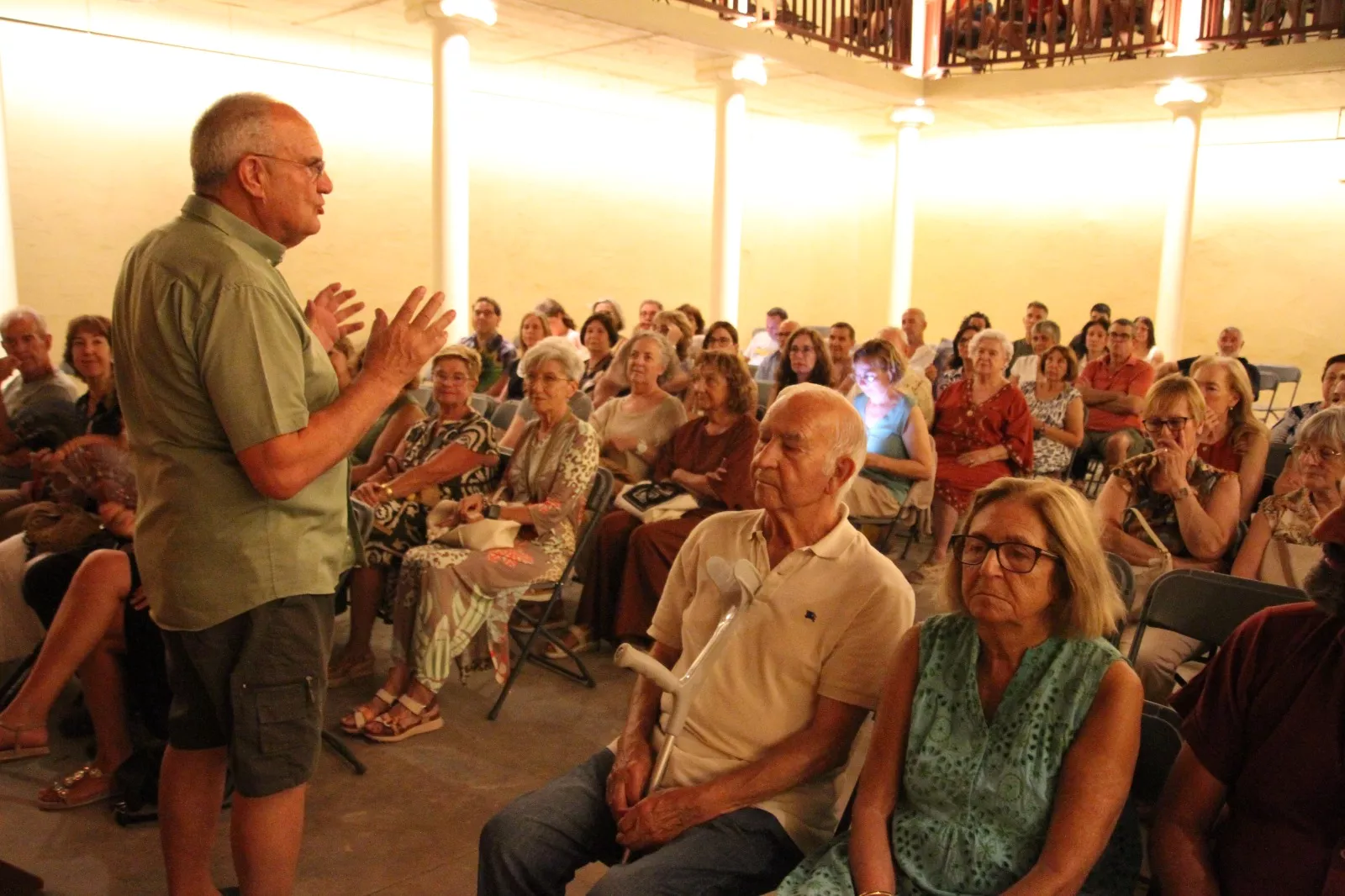 “El perro del Hortelano” en el Corral de Comedias de Robres. Foto Carlos Neofato