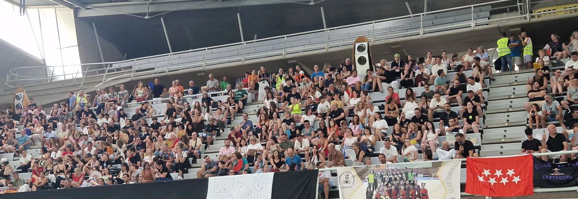 Gran ambiente en la grada