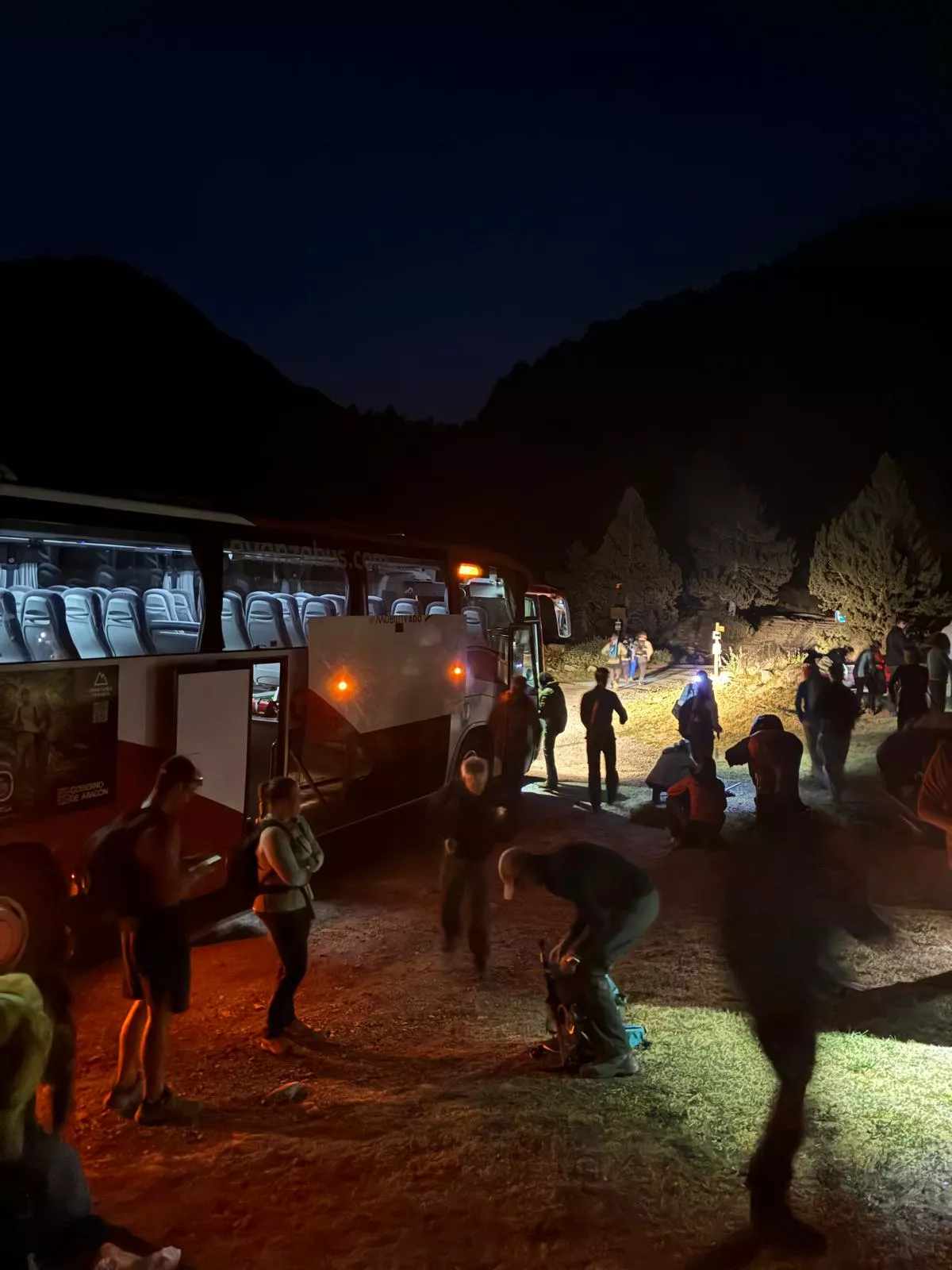 Subida al Aneto del GAN de los Javieres. Foto Mikel Olivar