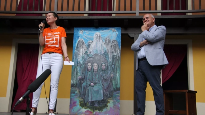 Estreno de 'Perra fiel' en el Corral de Comedias de Robres. Foto Carlos Neofato Estreno de 'Perra fiel' en el Corral de Comedias de Robres. Foto Carlos Neofato