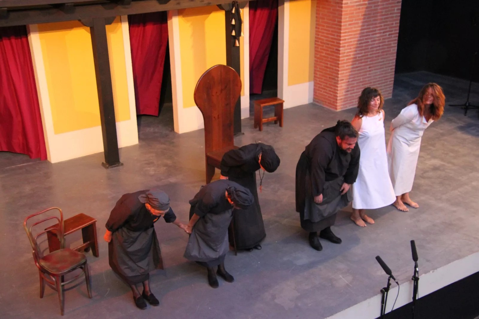 Estreno de 'Perra fiel' en el Corral de Comedias de Robres. Foto Carlos Neofato