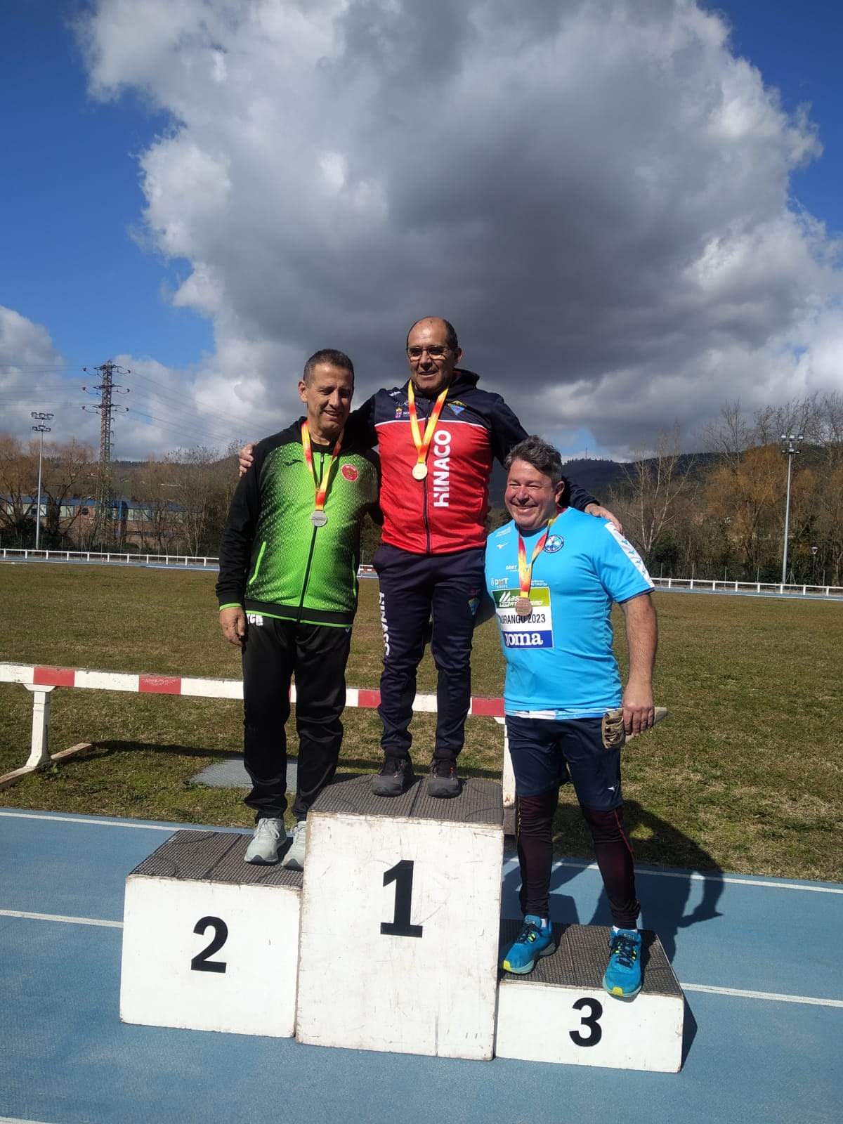 Imágenes del Campeonato de España de lanzamientos largos Master. Jimmy Villacampa en lo más alto del podio