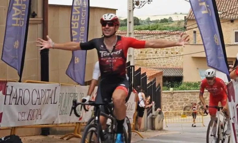 Diego Gonzalo (Torres-Sobato) se lleva el Memorial Álvaro Fernández