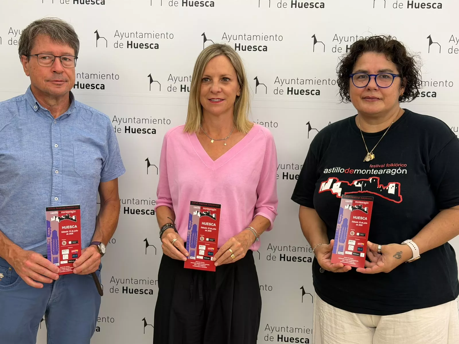 Antonio Turmo, Nuria Mur y Noemí Lanaspa, presentando una nueva edición del festival Castillo de Montearagón.