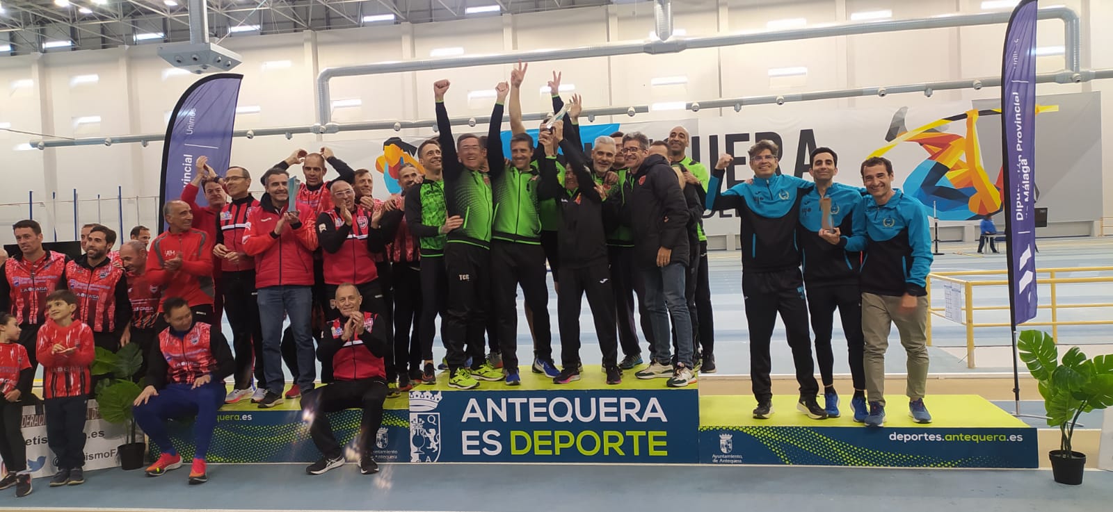 Imágenes del Campeonato de España Master de Clubes. Zuera, bronce en el Master por clubes.