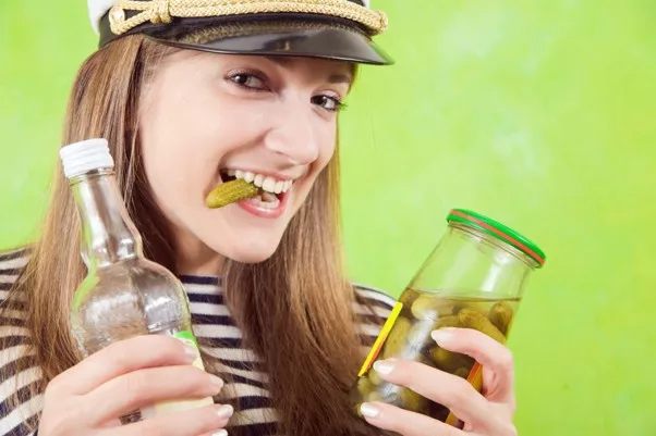 Pepinillos con refresco