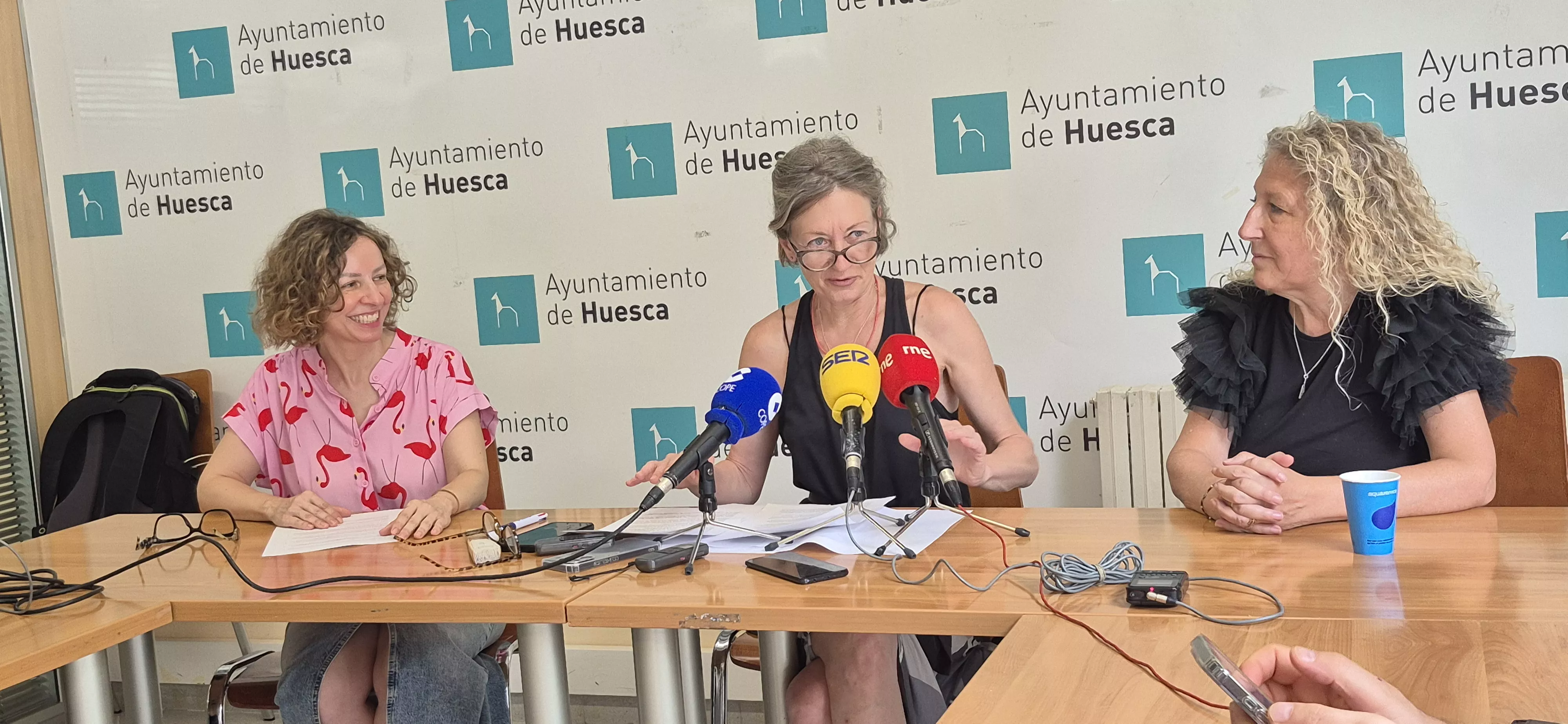 Maya-Marja Janković y el programa "Interferencias El/La" convierte los barrios rurales de Huesca en un gran mapa de historias sobre la igualdad. Foto Myriam Martínez