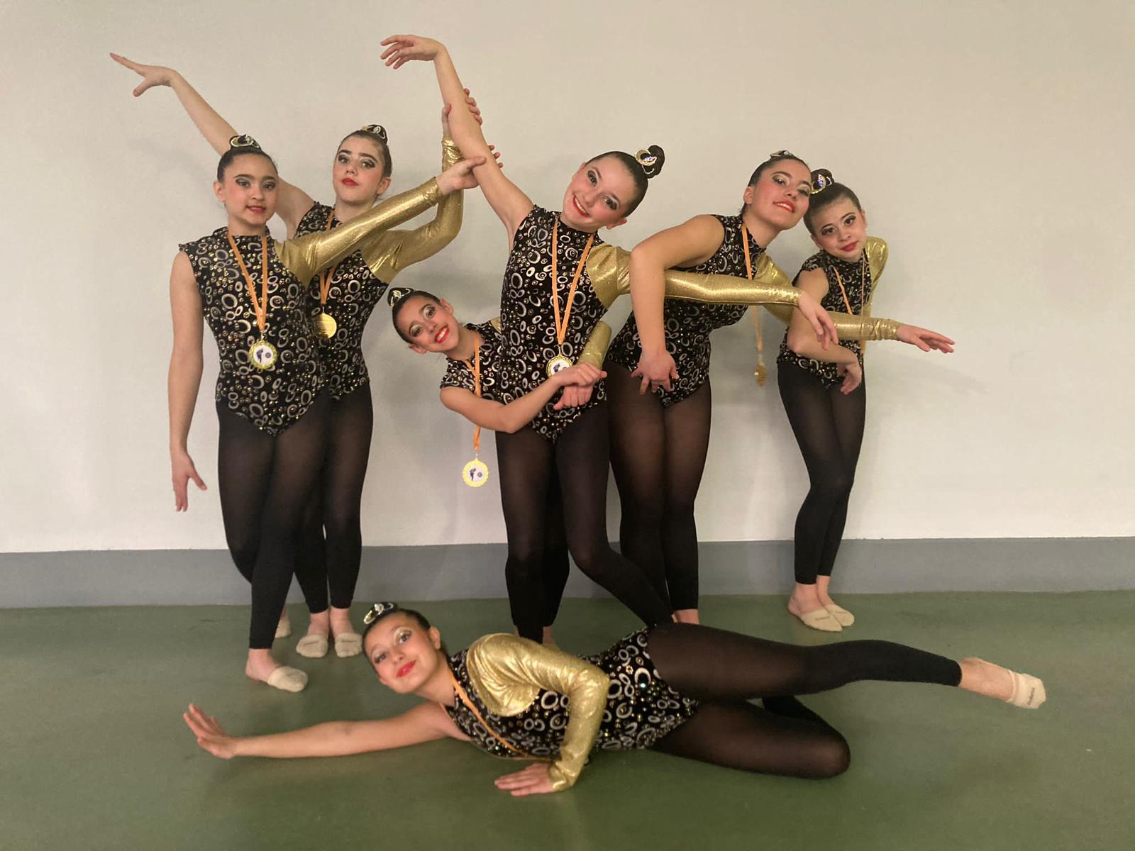 Imágenes del Trofeo Aragón Promoción de Gimnasia Rítmica. Conjunto cadete Club 2000 oro
