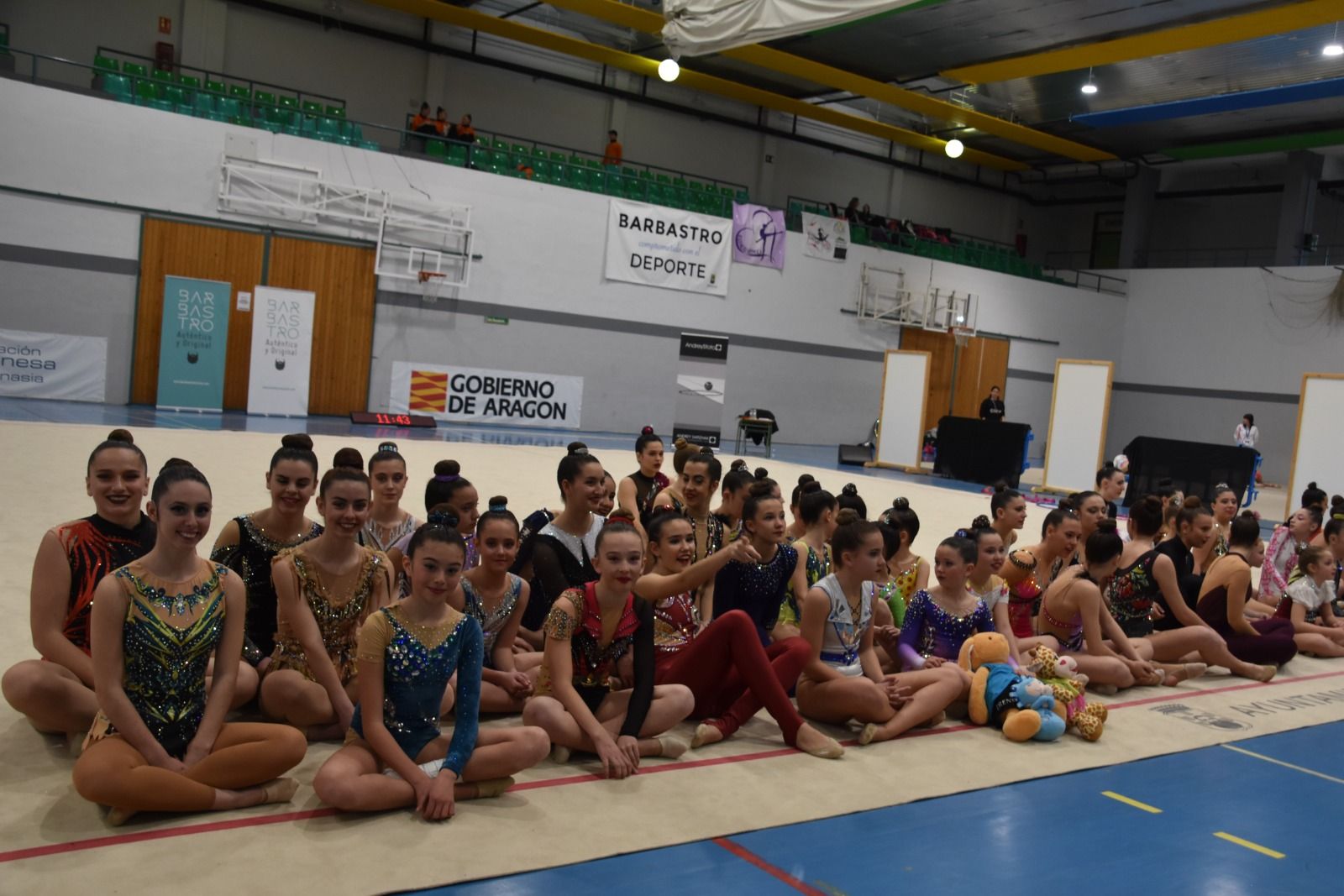 Imágenes del Trofeo Aragón Promoción de Gimnasia Rítmica. Desfile de gimnastas