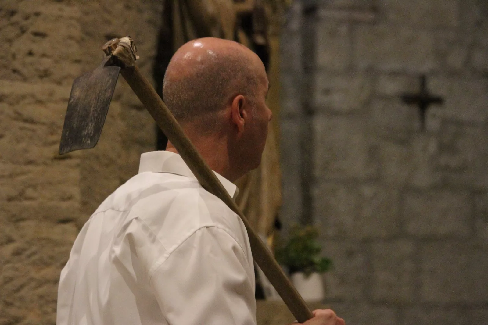 Deleites Diversos interpretando 'El gran teatro del mundo' en San Pedro el Viejo. Foto Carlos Neofato