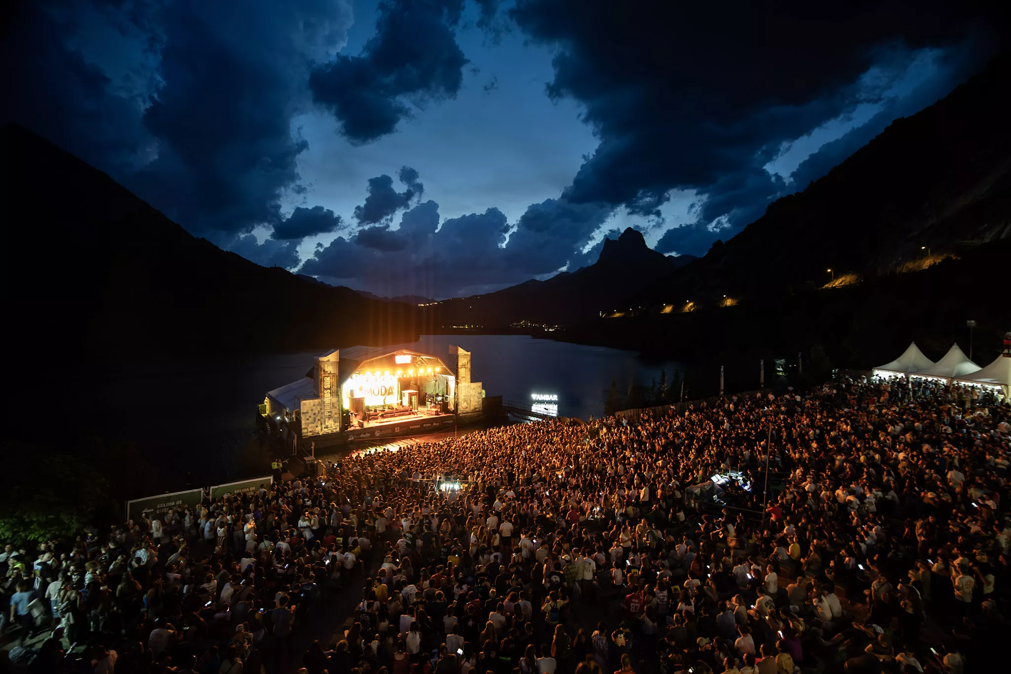  La Moda y Sanguijuelas del Guadiana en Pirineos Sur. Fotos Pilar Villuendas