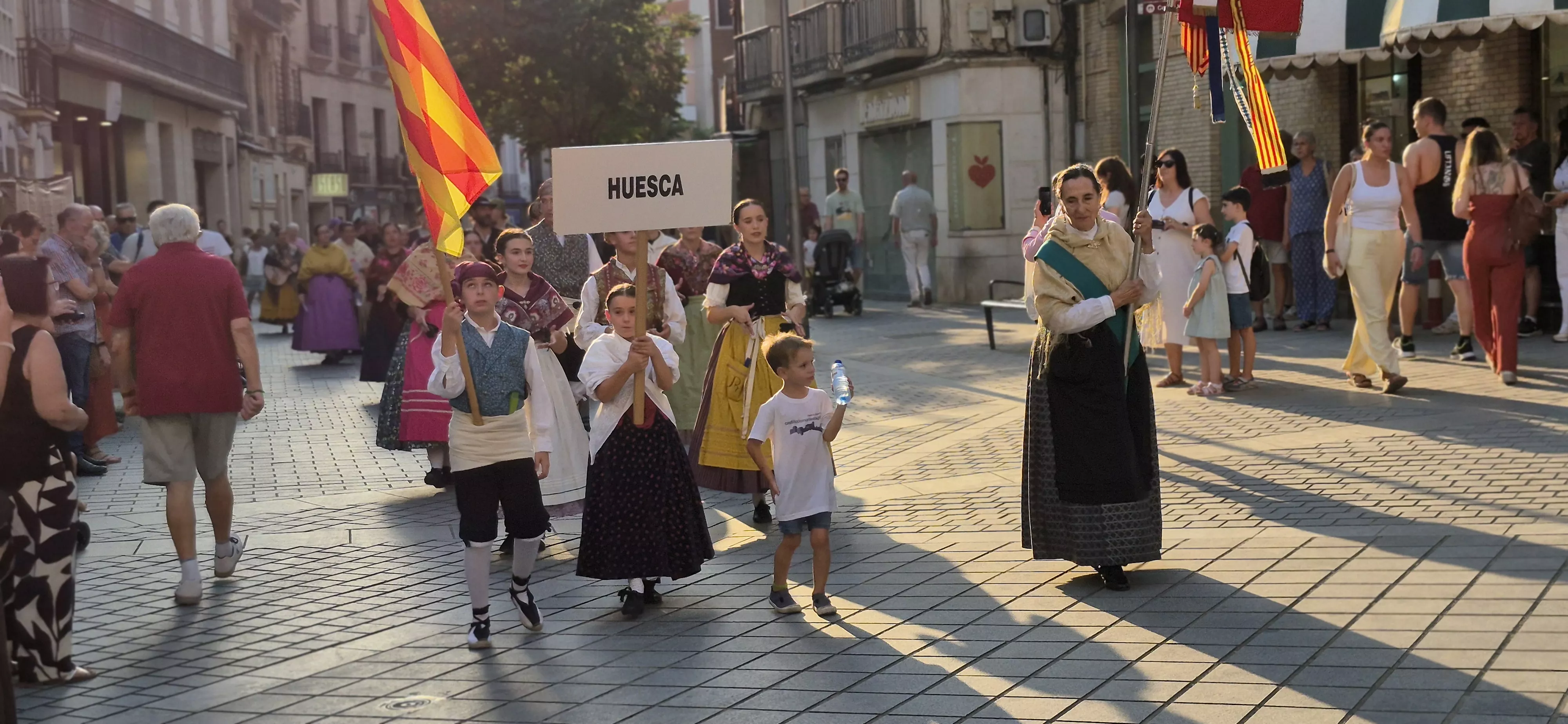 26 Festival Folklórico Castillo de Montearagón. Foto Myriam Martínez