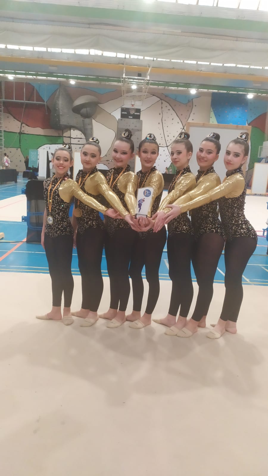Imágenes del Trofeo Aragón Promoción de Gimnasia Rítmica. Club 2000 Barbastro conjunto.