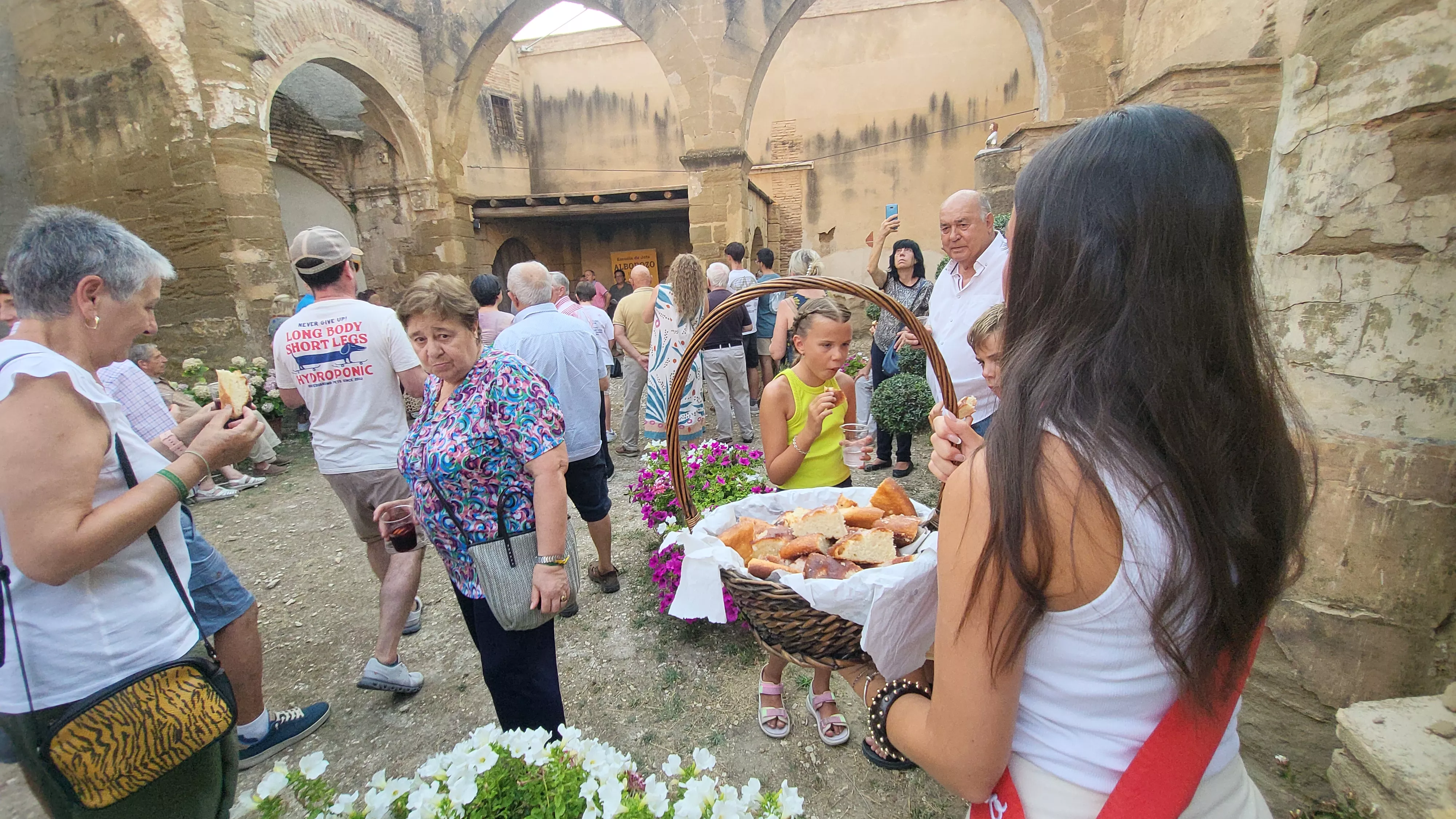 Celebración de la fiesta de La Malena en Huesca. Foto Mercedes Manterola