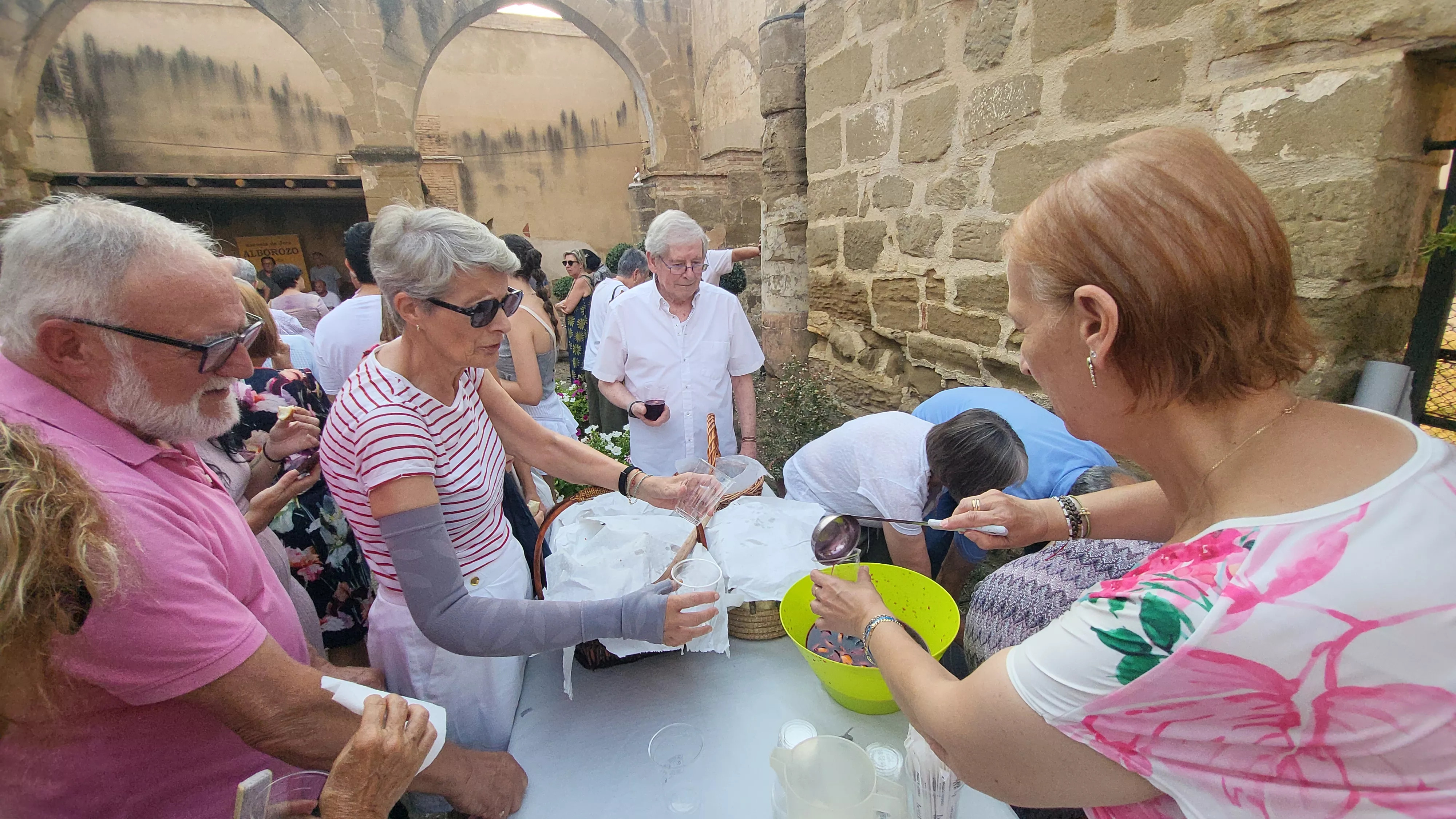 Celebración de la fiesta de La Malena en Huesca. Foto Mercedes Manterola