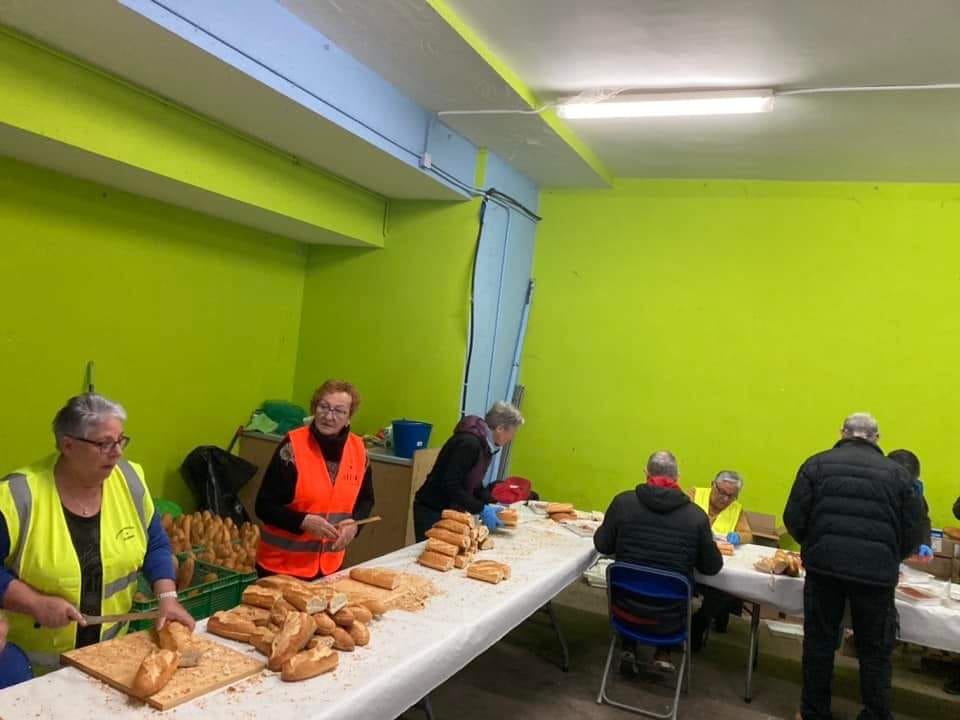 Caminata en la flor del almendro de Ayerbe