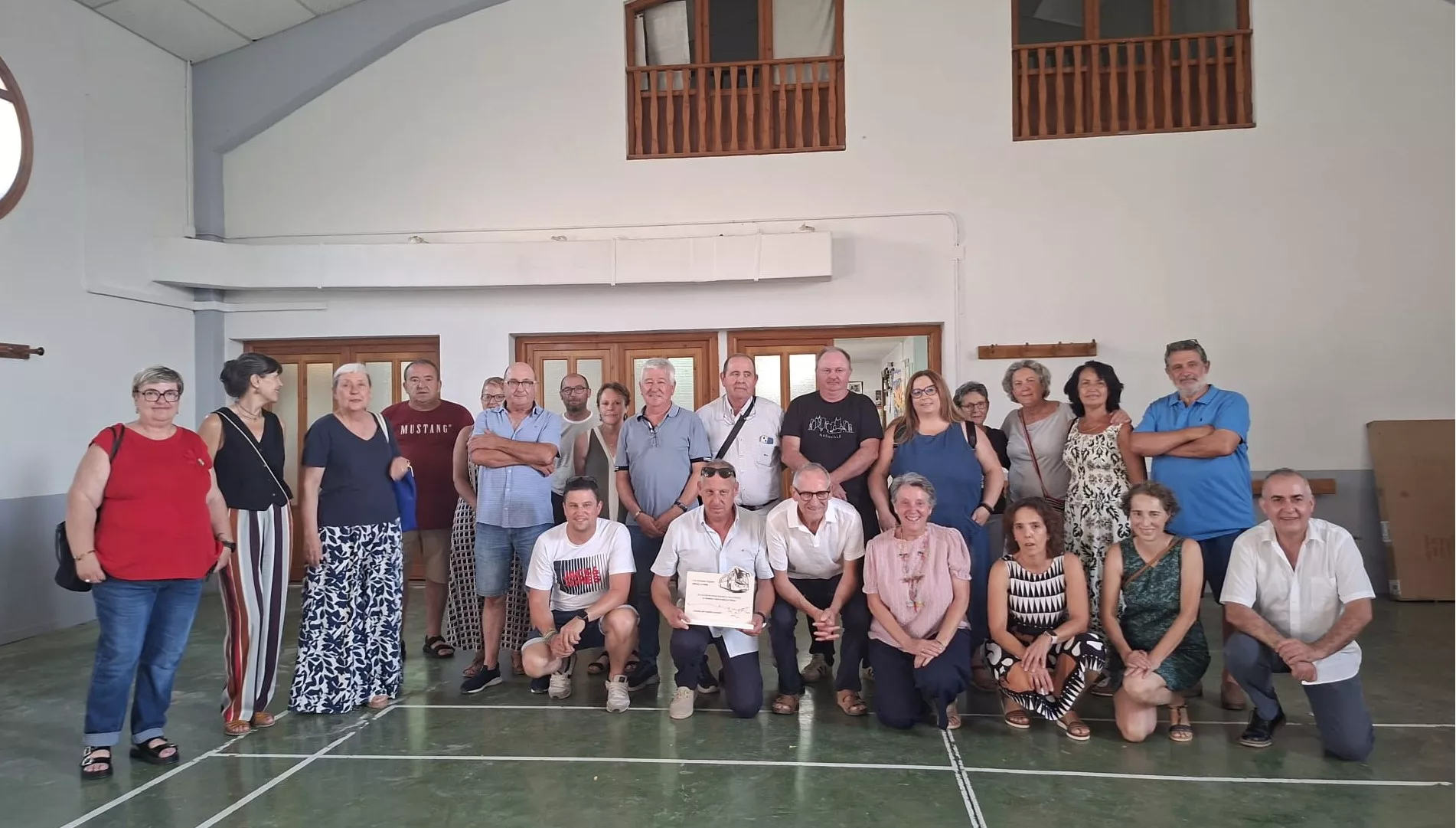 Los pueblos de la ruta Zaragoza-Santa Eulalia despiden con un homenaje a los hermanos Irigoyen.