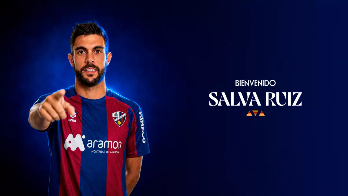 Oficial: Salva Ruiz, experiencia y calidad para el lateral izquierdo del Huesca