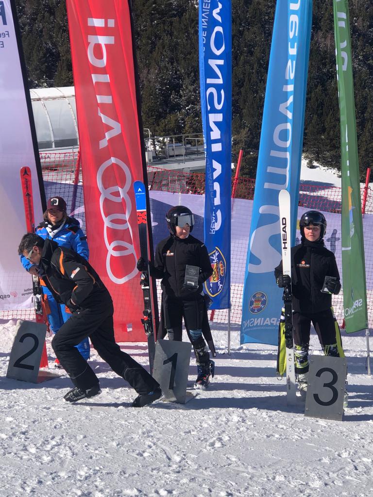 Imágenes de podios del CE Jaca en Espot