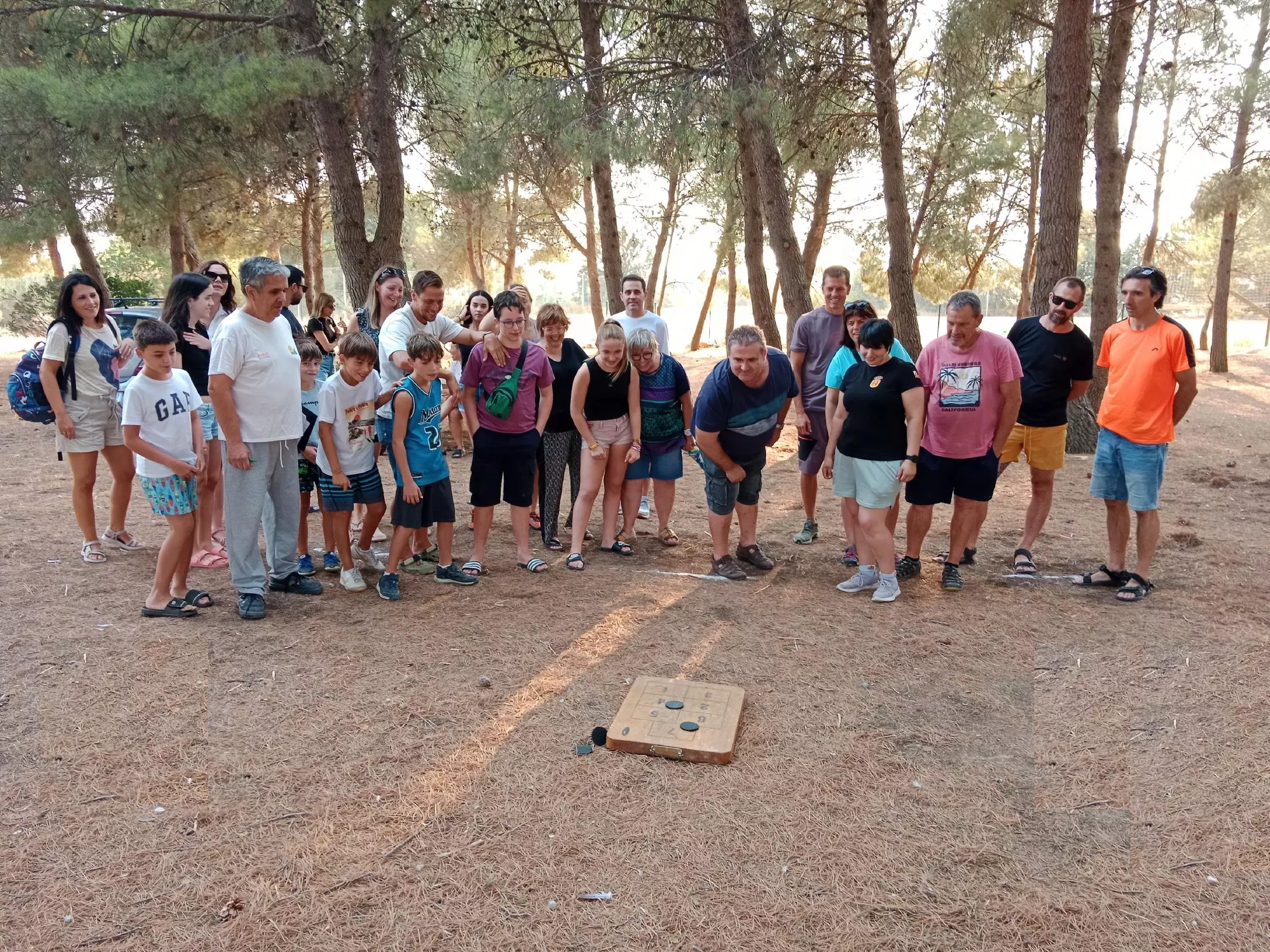 Juegos tradicionales en Quicena, siete y medio, diario de Huesca