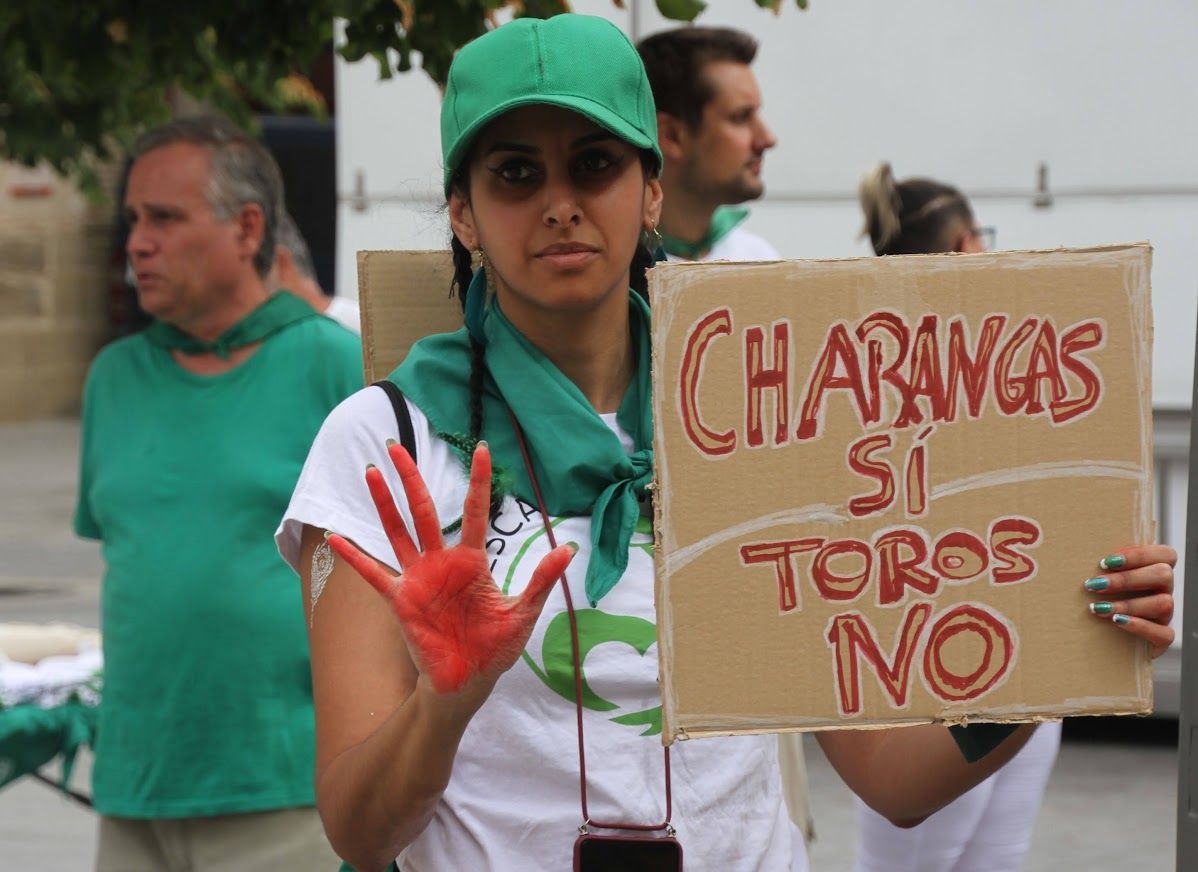 Manifestación antitaurina en San Lorenzo. Foto Carlos Neofato 