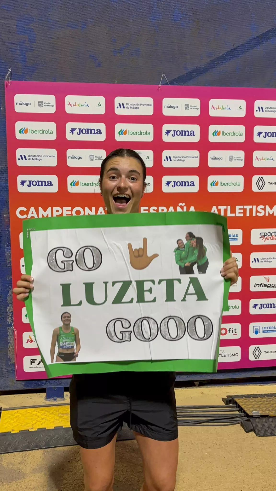 Luzía Lafarga, feliz