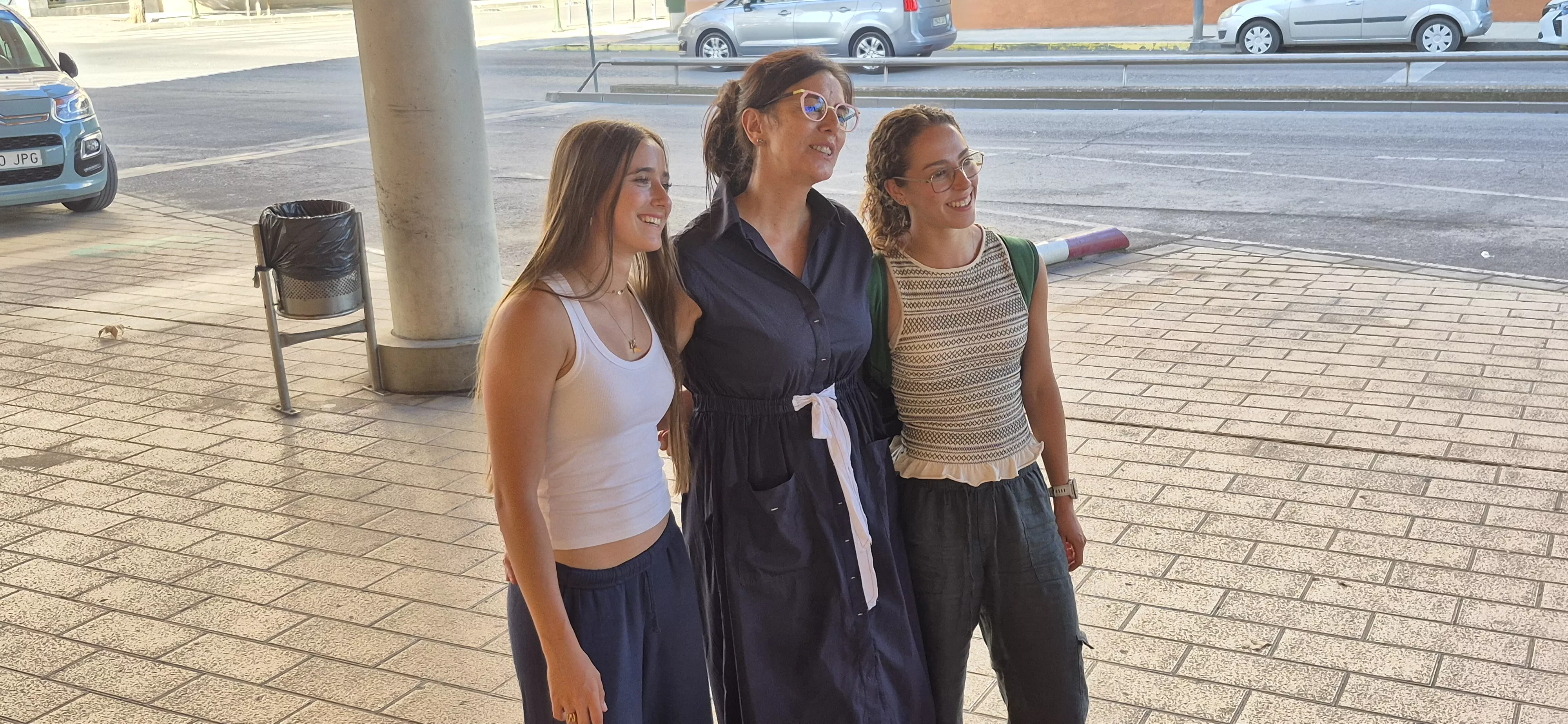 Imágenes del regreso de Intec-Zoiti del Campeonato de España. Foto Myriam Martínez
