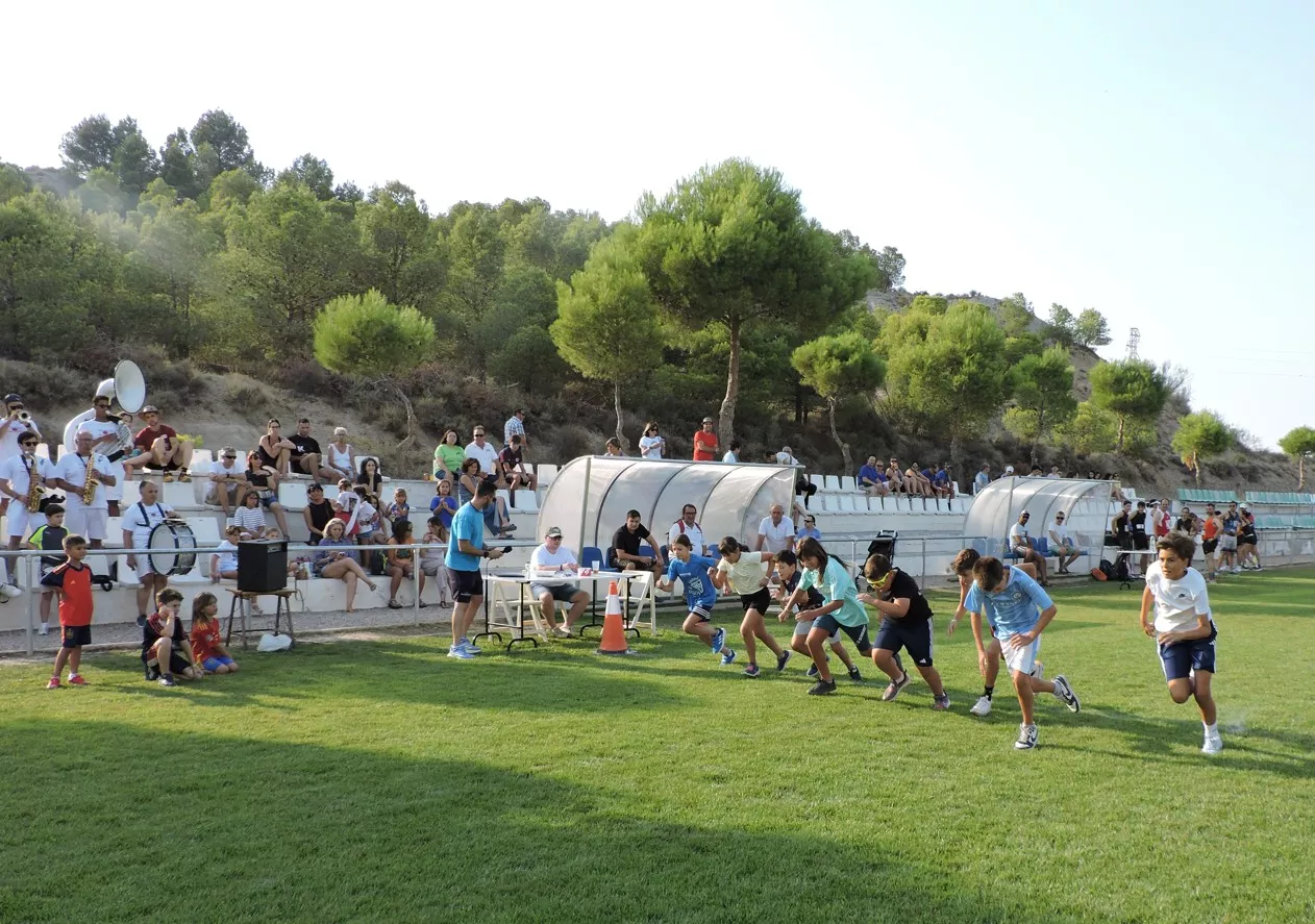 6 Salida de la carrera de 4º, 5º y 6º de Primaria