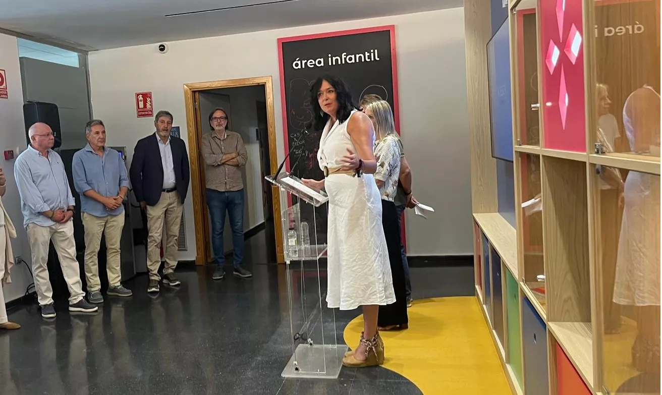 Inauguración de la remodelada Oficina de Turismo de Huesca. Foto Mercedes Manterola