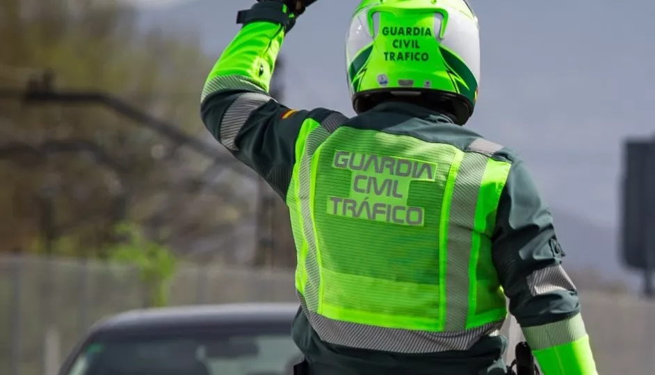 Herido un trabajador de 28 años al ser atropellado en la obra de la rotonda de la A-132 en Huesca.