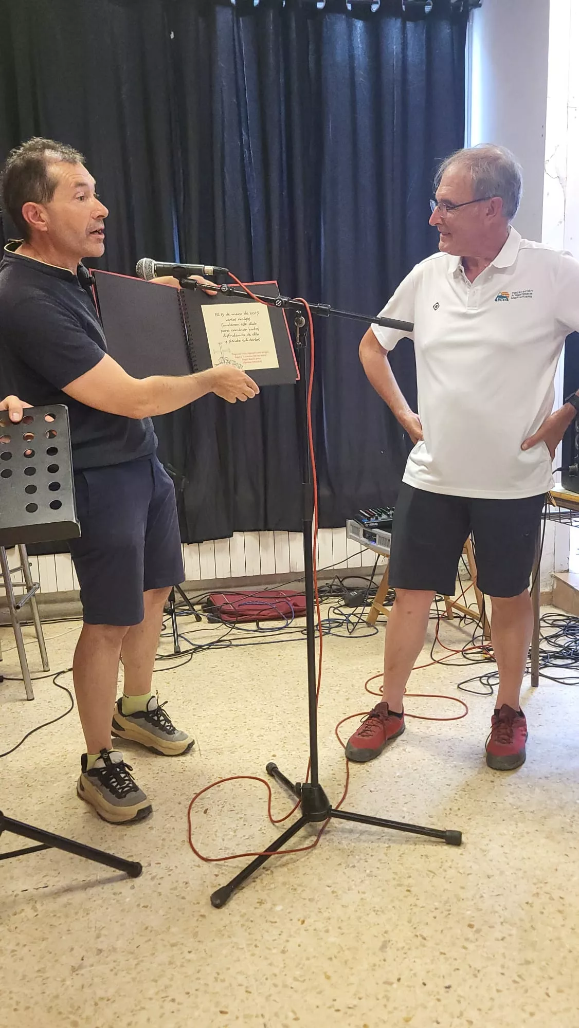 Inauguración del nuevo local del Club de Montaña Javieres en Huesca