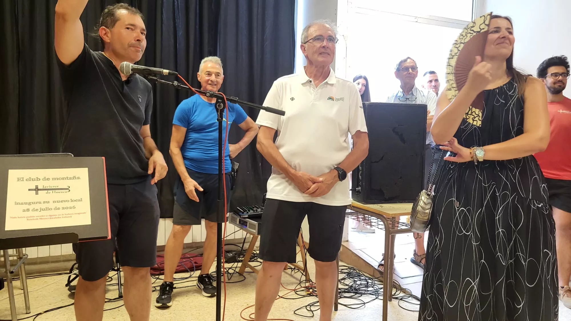 Inauguración del nuevo local del Club de Montaña Javieres en Huesca