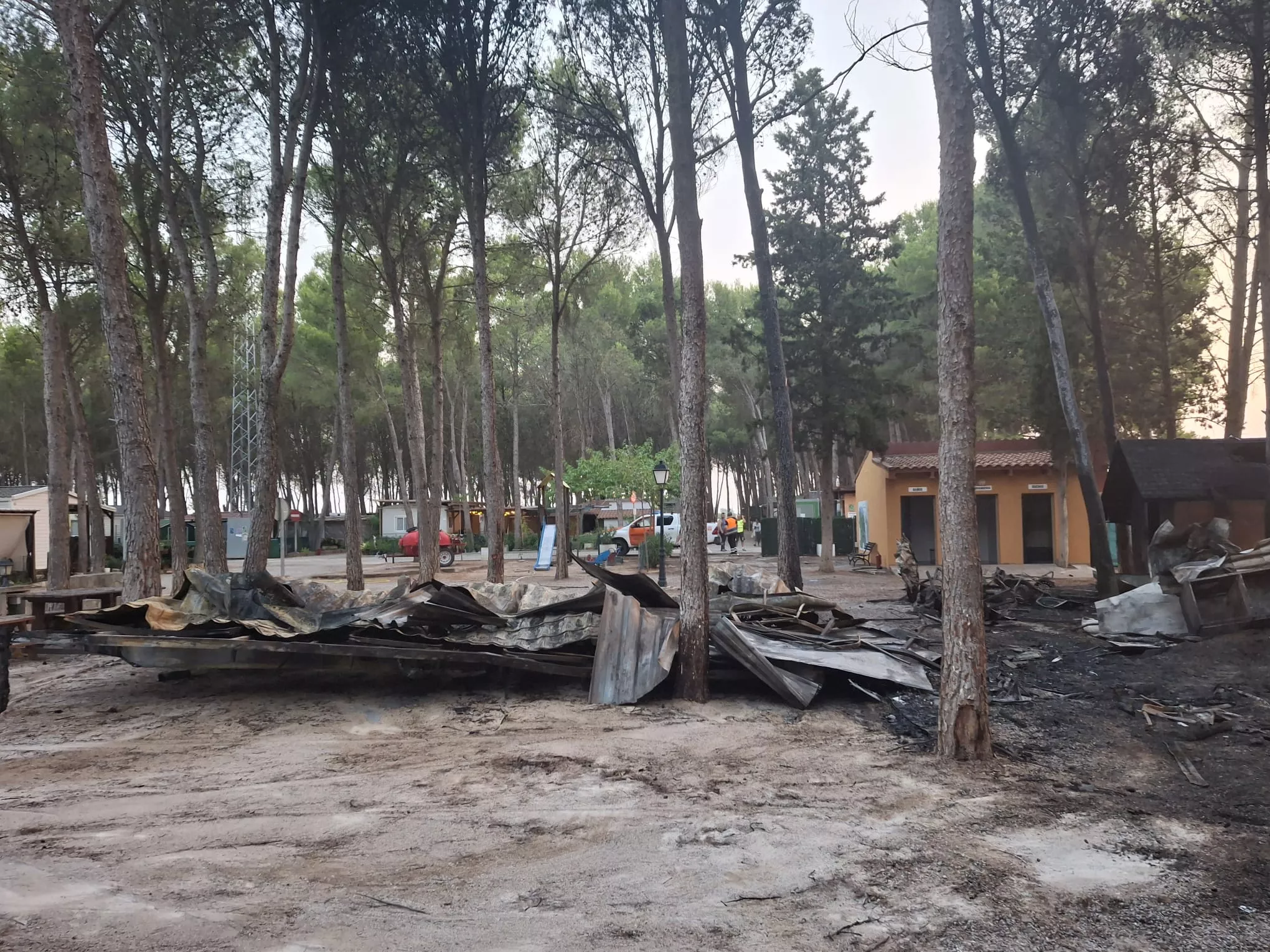 Varias caravanas han ardido en el incendio registrado en el camping de El Temple