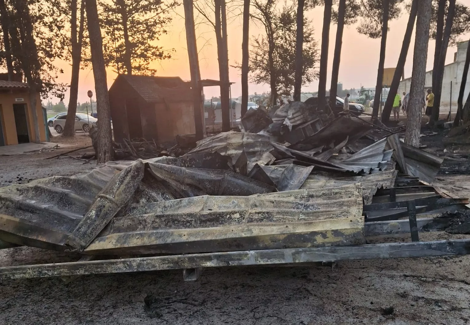 Varias caravanas han ardido en el incendio registrado en el camping de El Temple