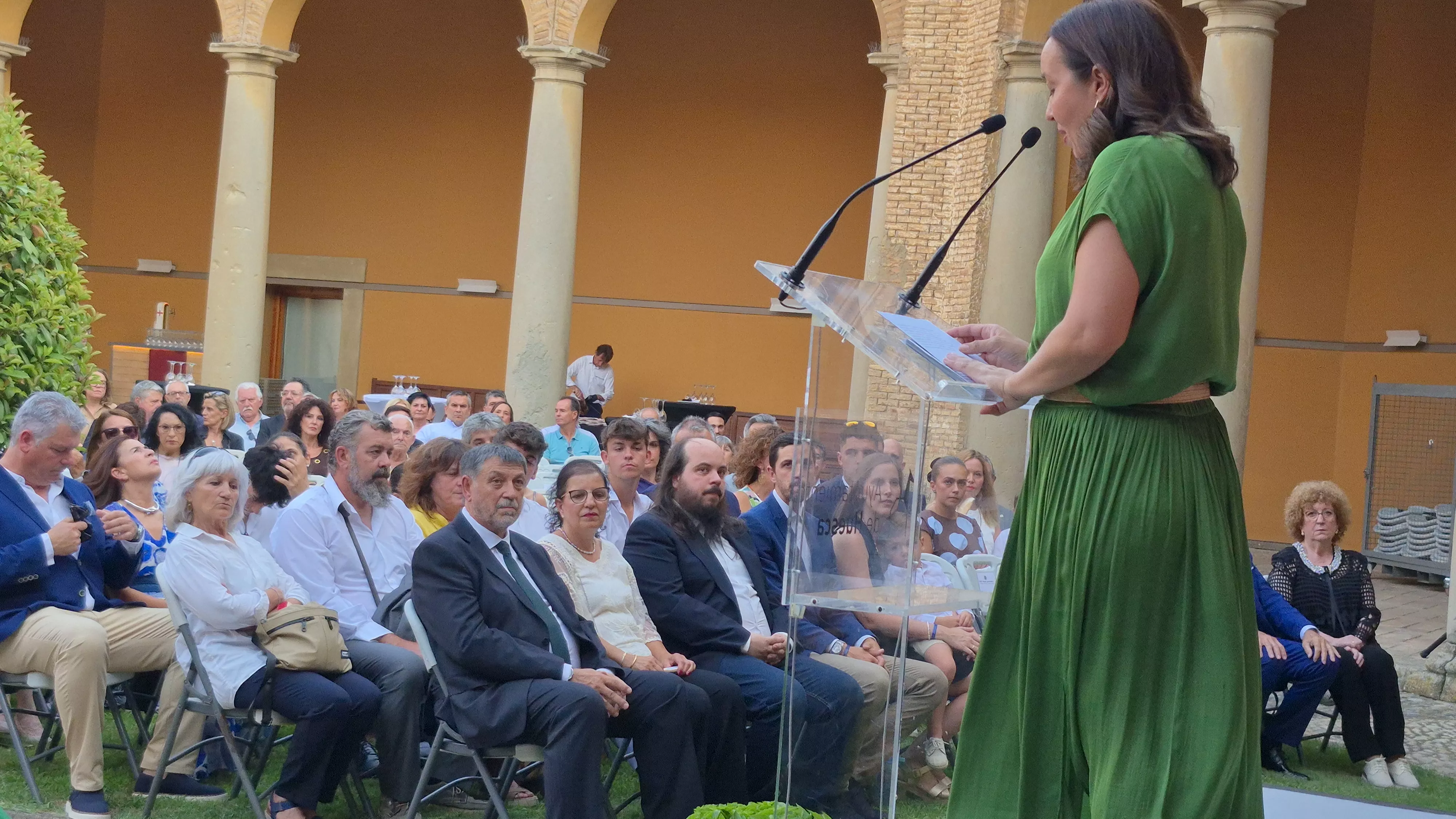 Entrega de la Parrilla de Oro a Ernesto Escar. Foto Myriam Martínez