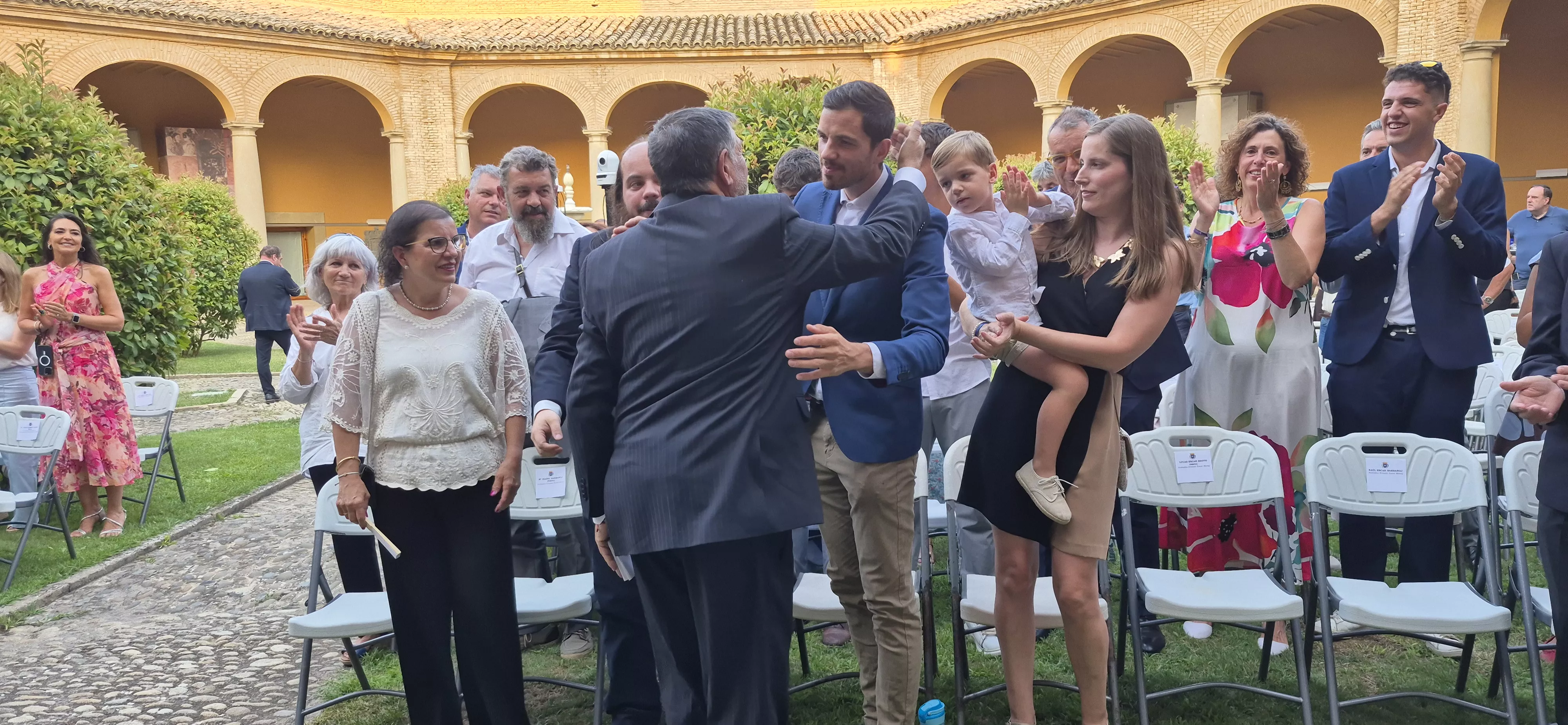 Entrega de la Parrilla de Oro a Ernesto Escar. Foto Myriam Martínez