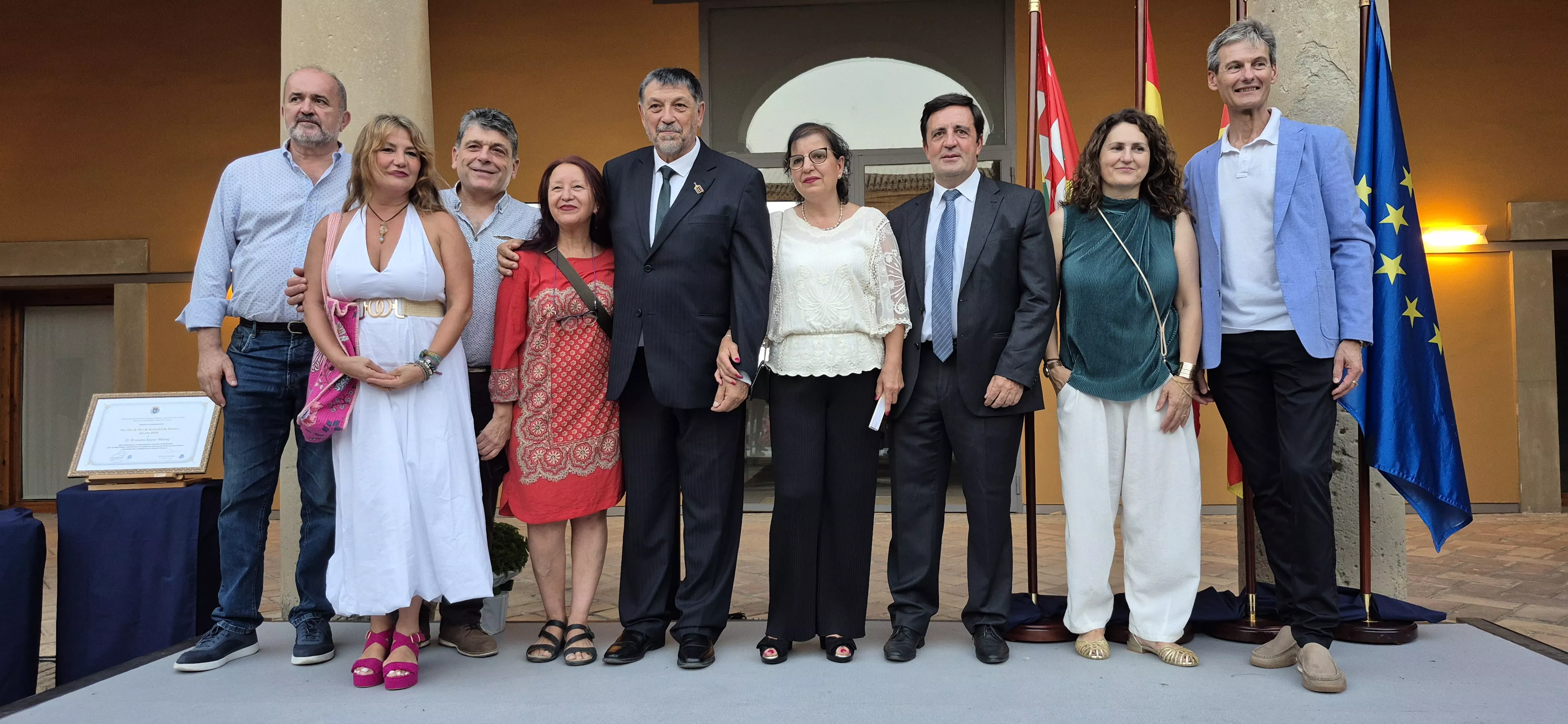Entrega de la Parrilla de Oro a Ernesto Escar. Foto Myriam Martínez