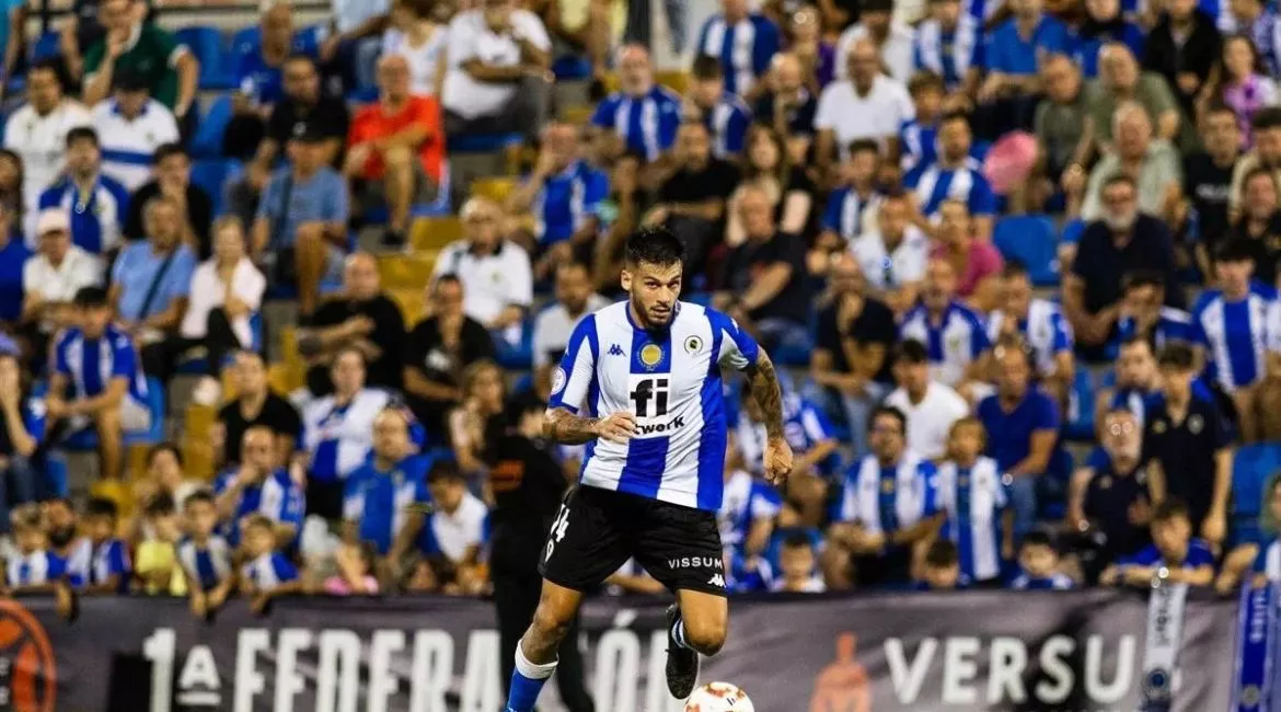 Mario Zamora con la camiseta del Hércules. Foto Zamora CF