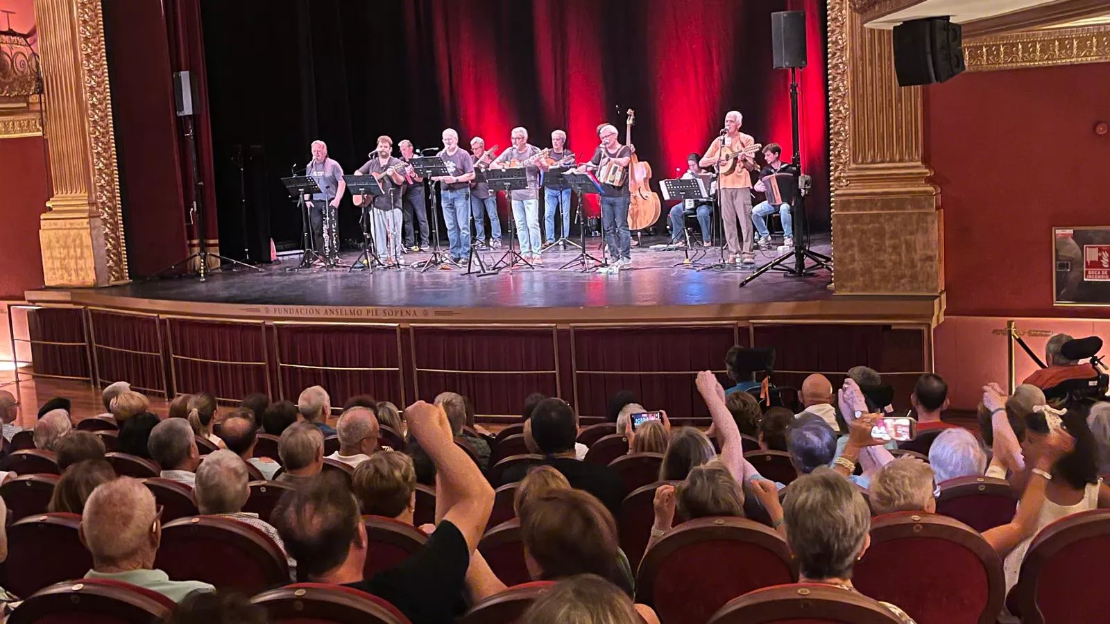 Concierto de Prelaurentis de la Ronda de Boltaña en el Teatro Olimpia. Foto Mercedes Manterola