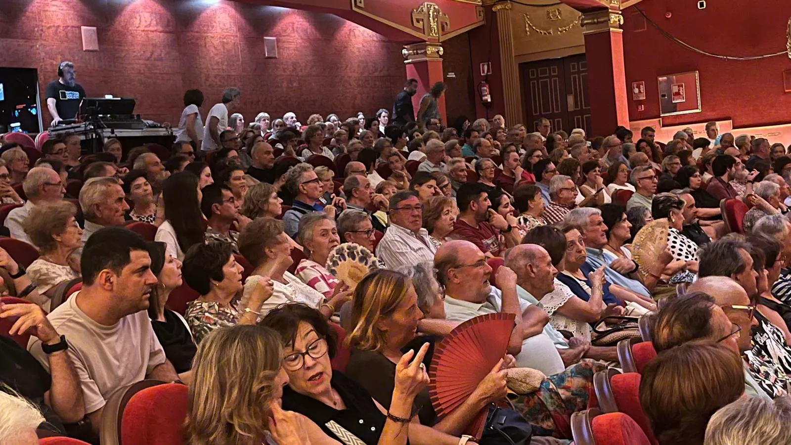 Concierto de Prelaurentis de la Ronda de Boltaña en el Teatro Olimpia. Foto Mercedes Manterola