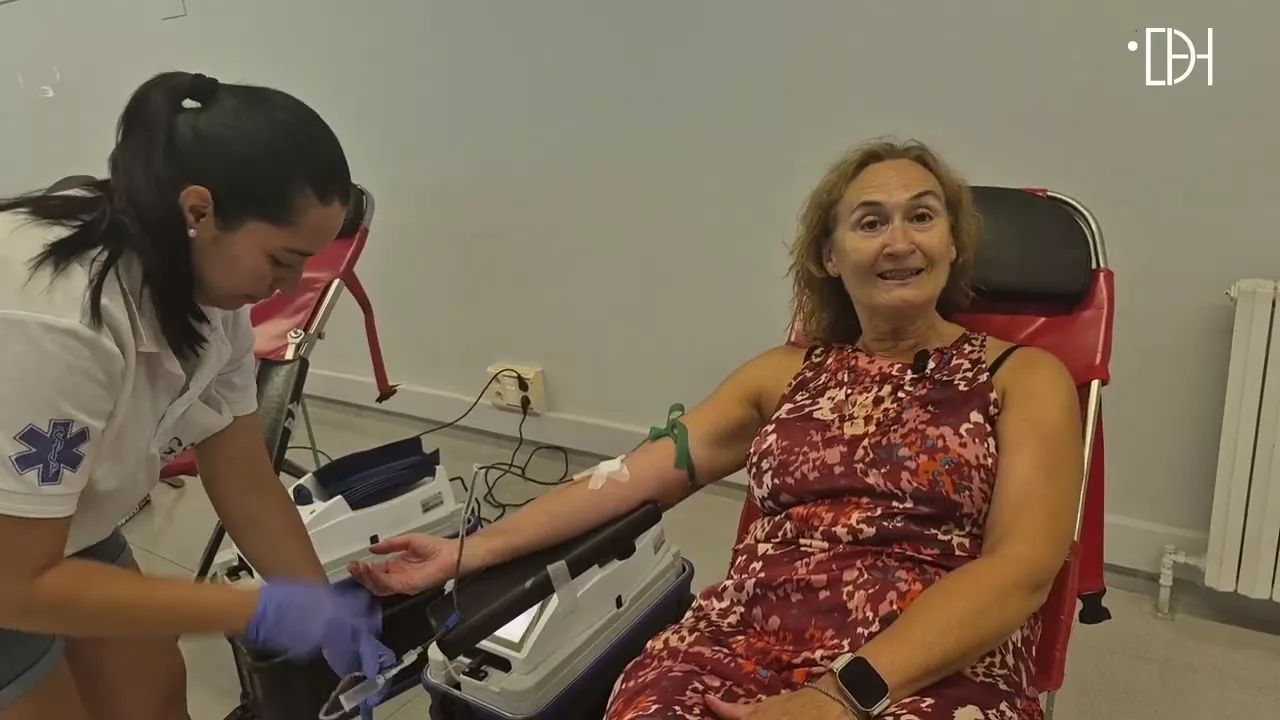 Oscenses solidarios que donan sangre en Prelaurentis.